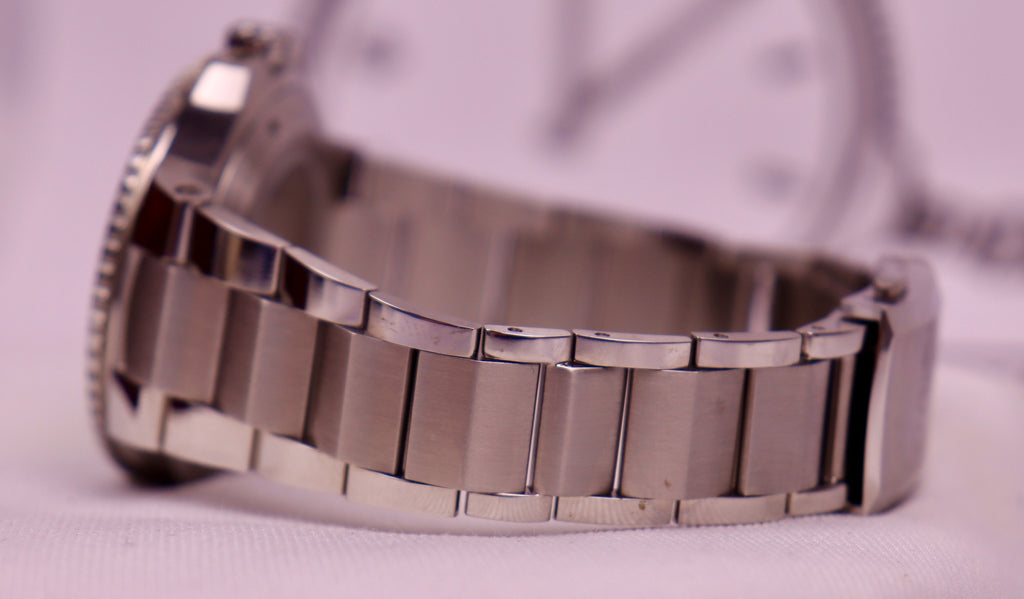 Case #197 — Oris Aquis “Taste of Summer”  Ref. 01 733 7787 4137-07 8 22 04PEB