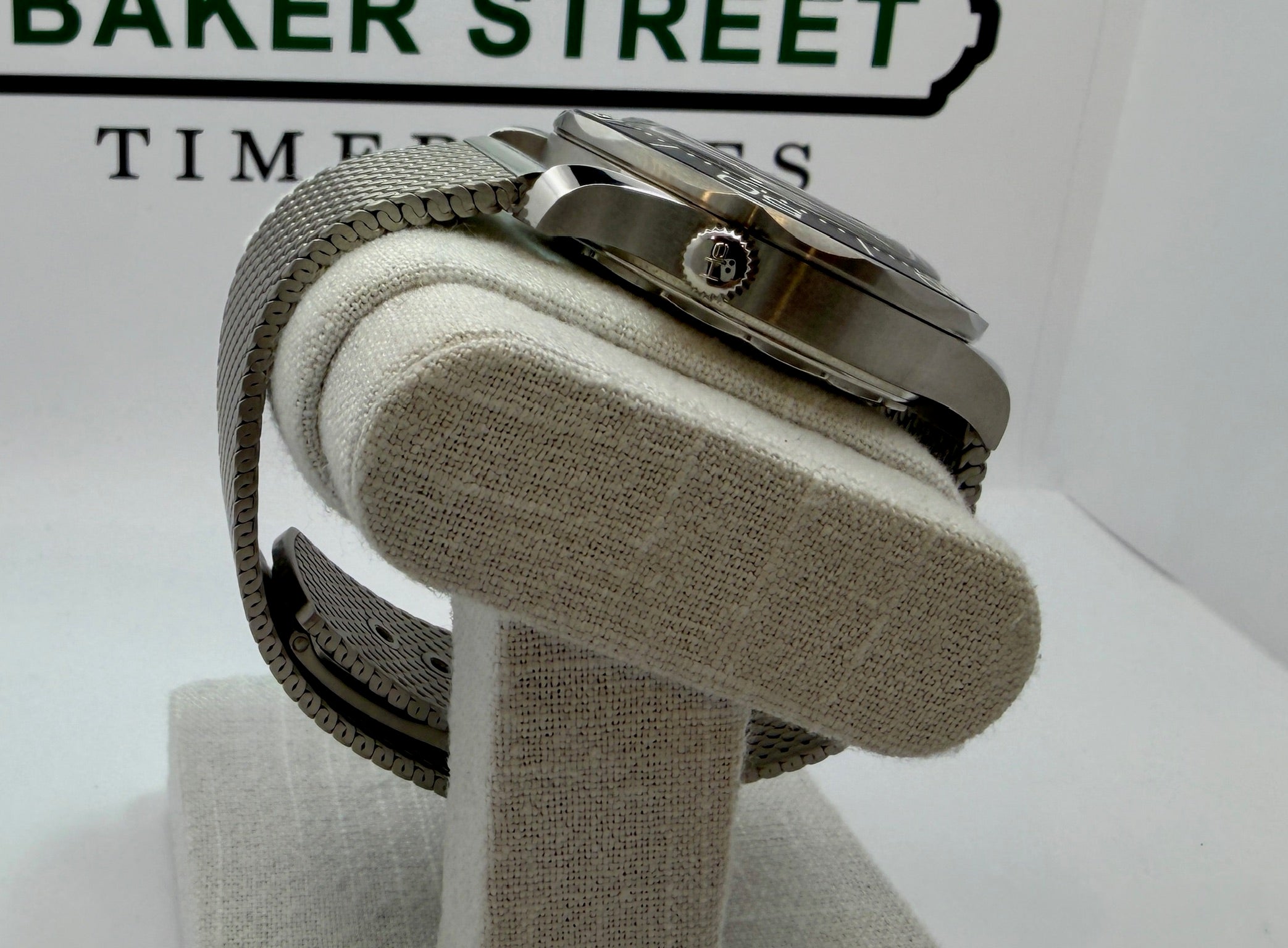Case #174 — Omega Seamaster Diver 300M  Ref. 210.30.42.20.01.010 (Mesh Bracelet)