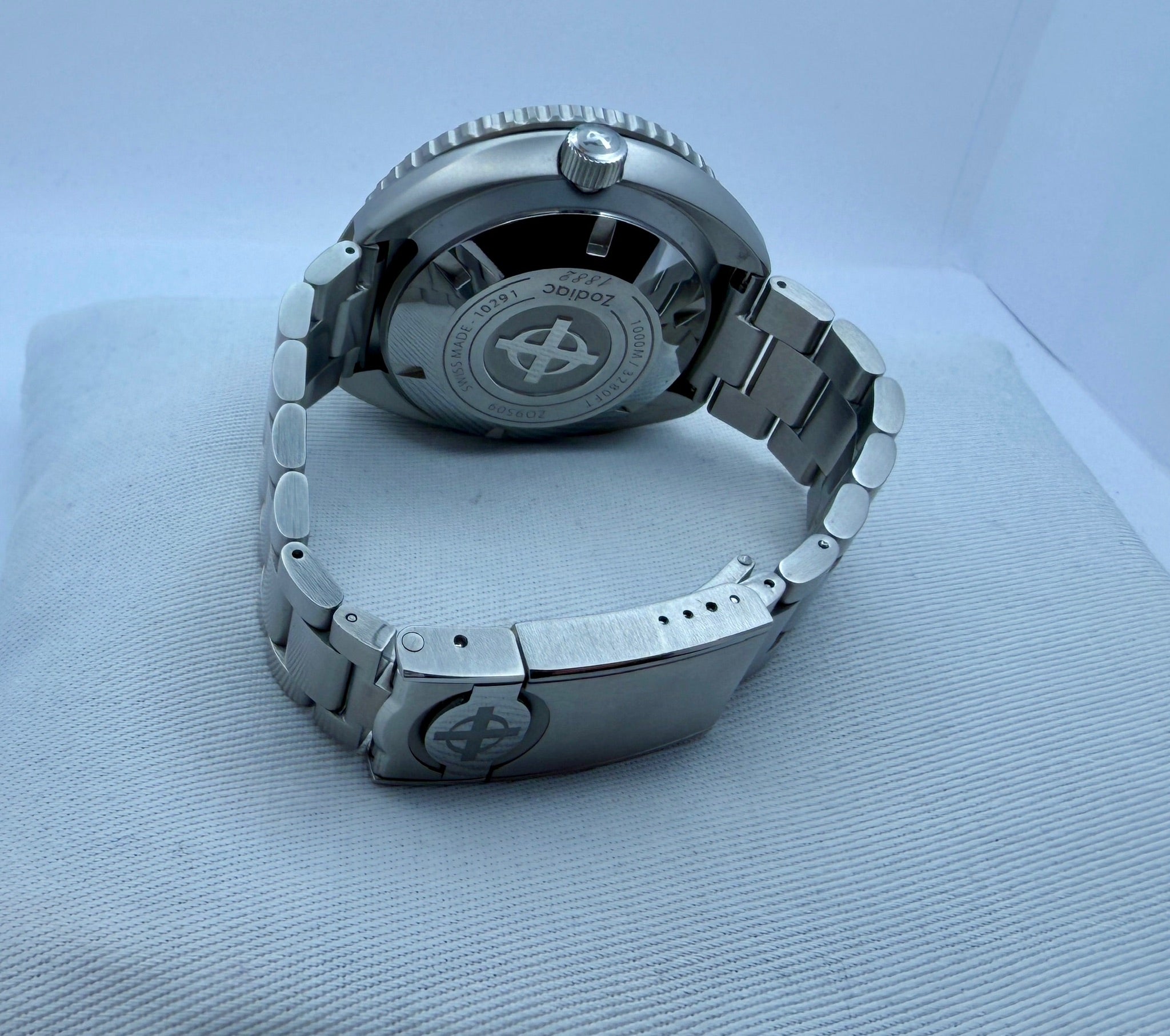 Case #183 — Zodiac Super Sea Wolf 68 Saturation  Ref. ZO9509