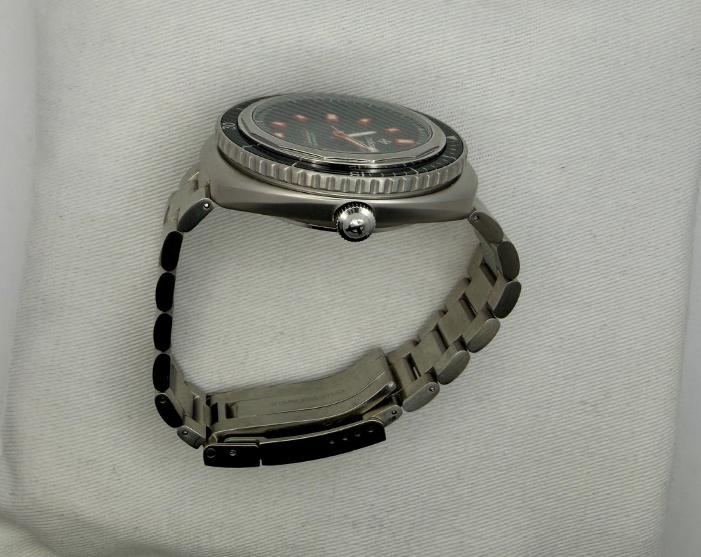 Case #183 — Zodiac Super Sea Wolf 68 Saturation  Ref. ZO9509