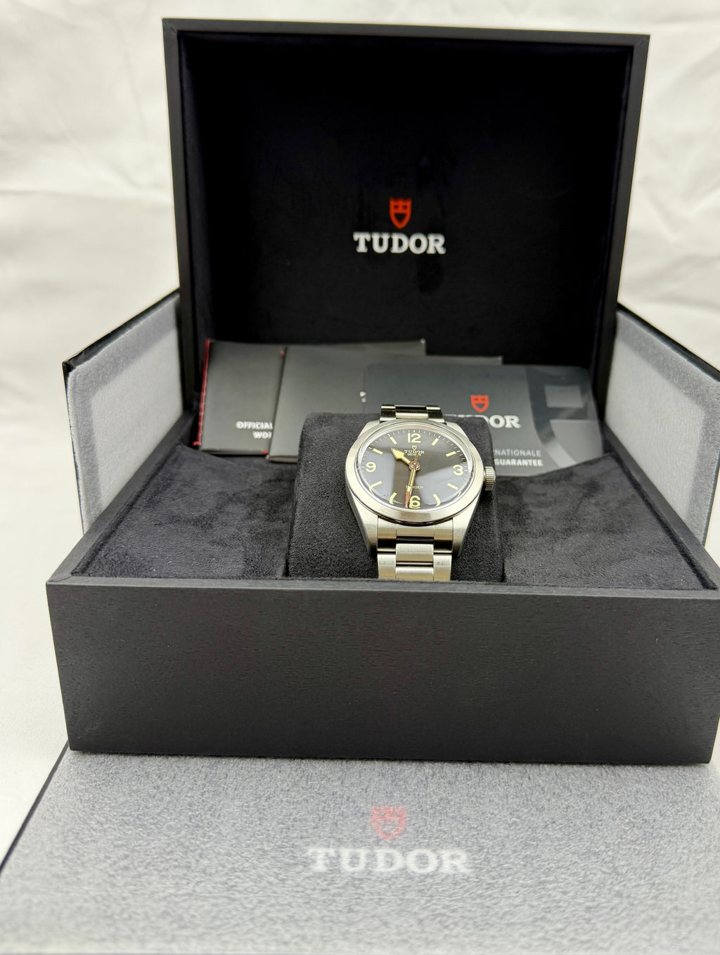 Case #189 — Tudor Ranger  Ref. M79950-001