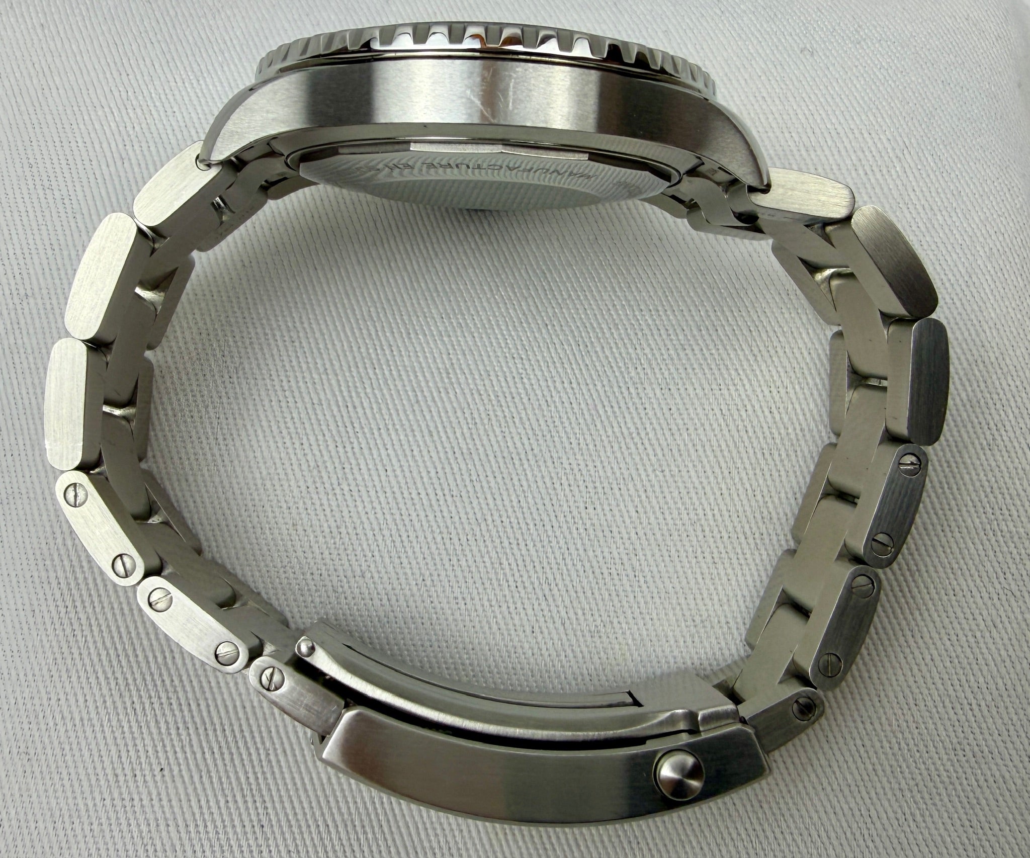 Case #210 — Breitling Superocean  Ref. A17375211B1A1