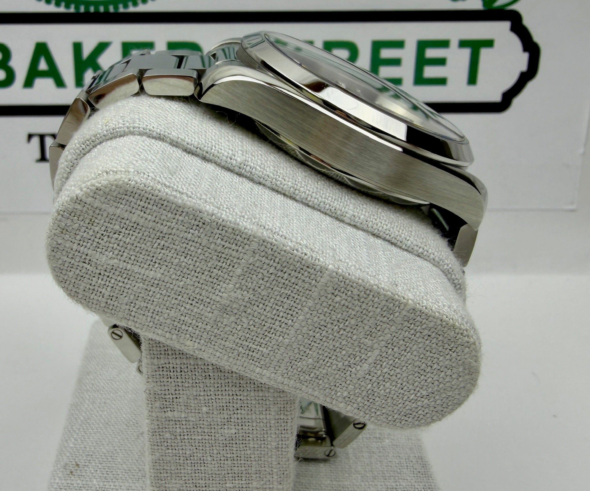 Case #208 — Omega Seamaster Aqua Terra  Ref. 220.10.41.21.01.001