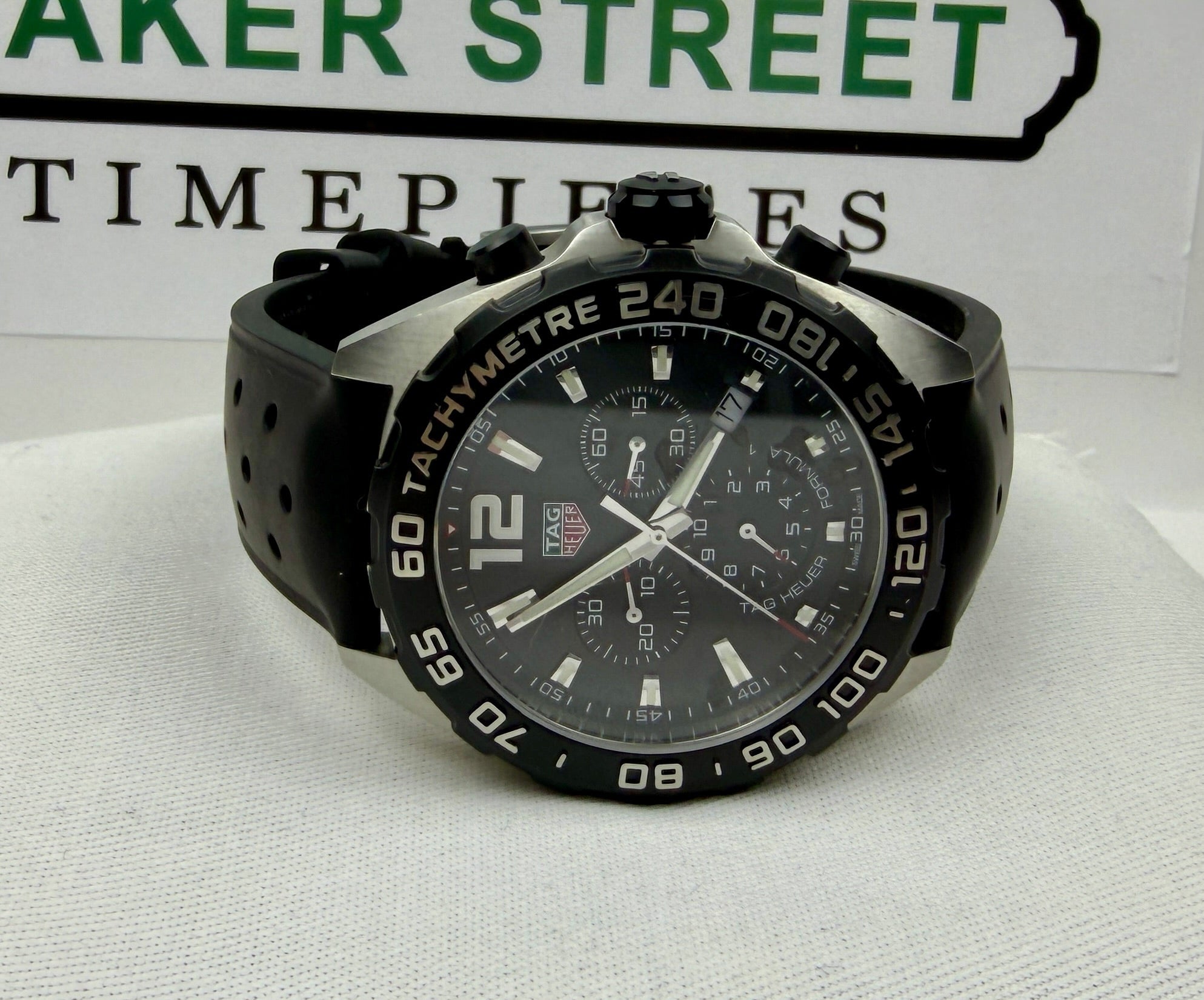 Case #213 — TAG Heuer Formula 1 Quartz  Ref. CAZ1010