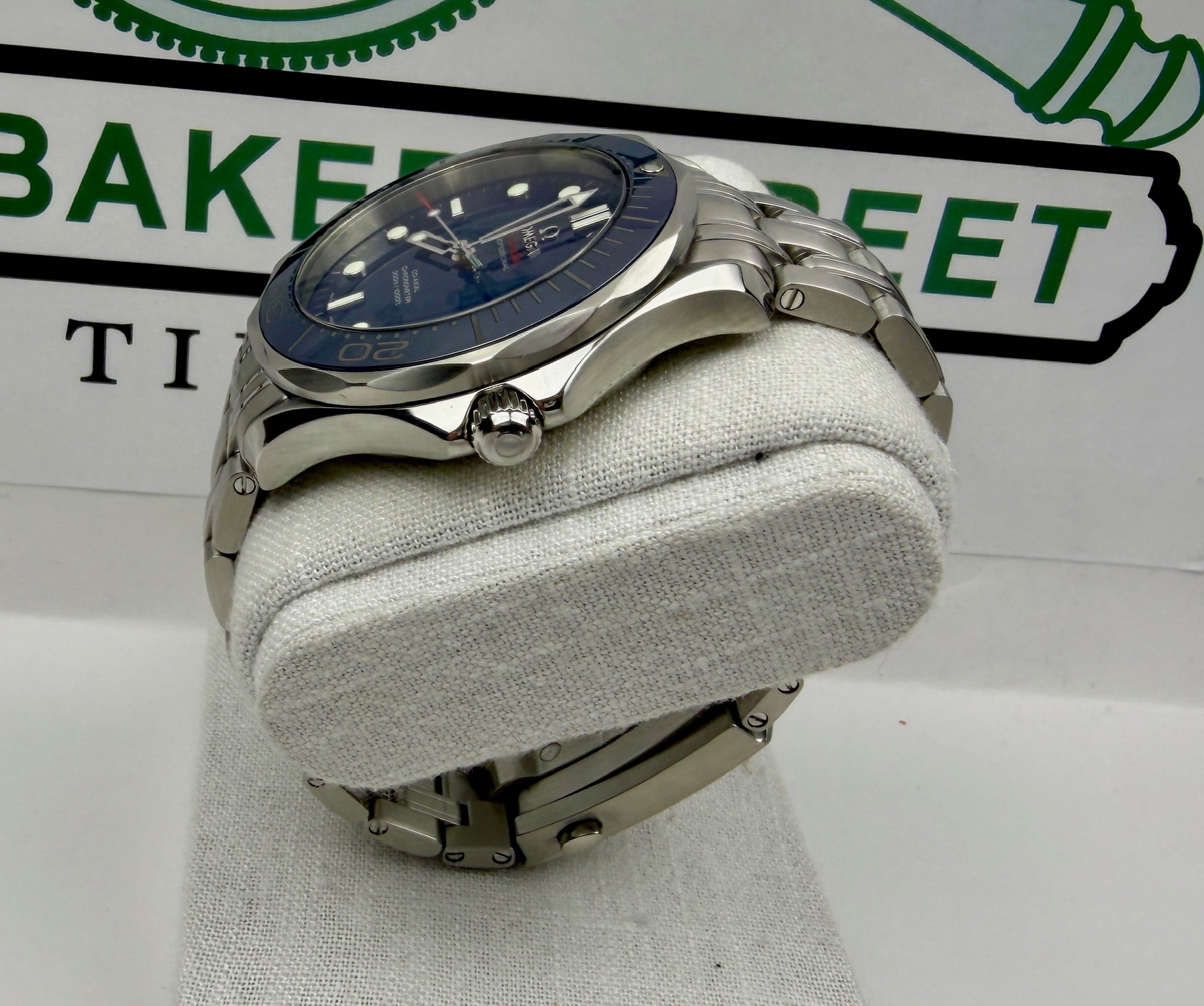 Case #224 — Omega Seamaster Professional 300M Blue  Ref. 212.30.41.20.03.001
