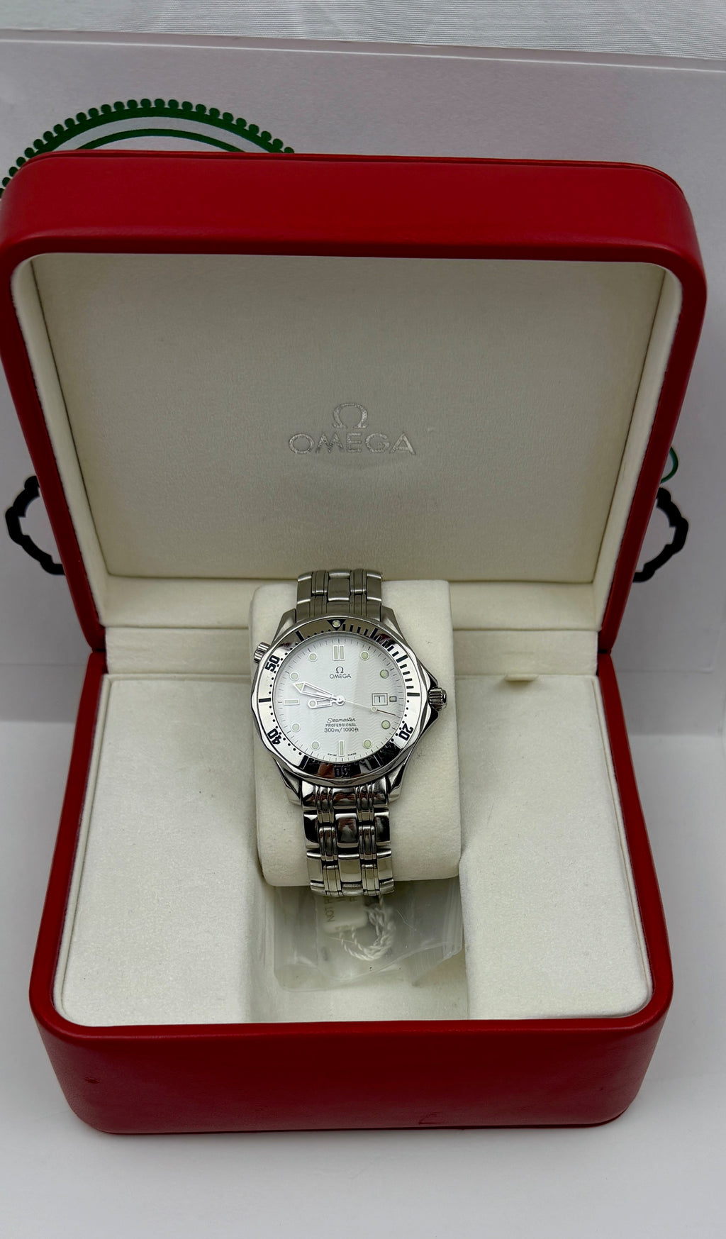 Case #225 — Omega Seamaster Professional Quartz (White Dial)  Ref. 2542.20.00