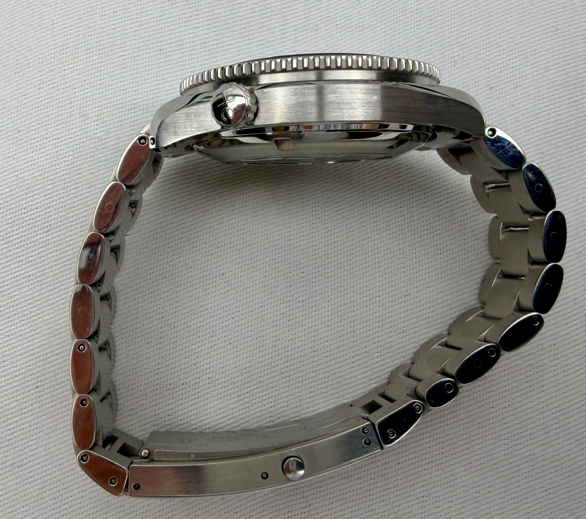 Case #231 — Omega Seamaster Planet Ocean Black  Ref. 2201.51.00