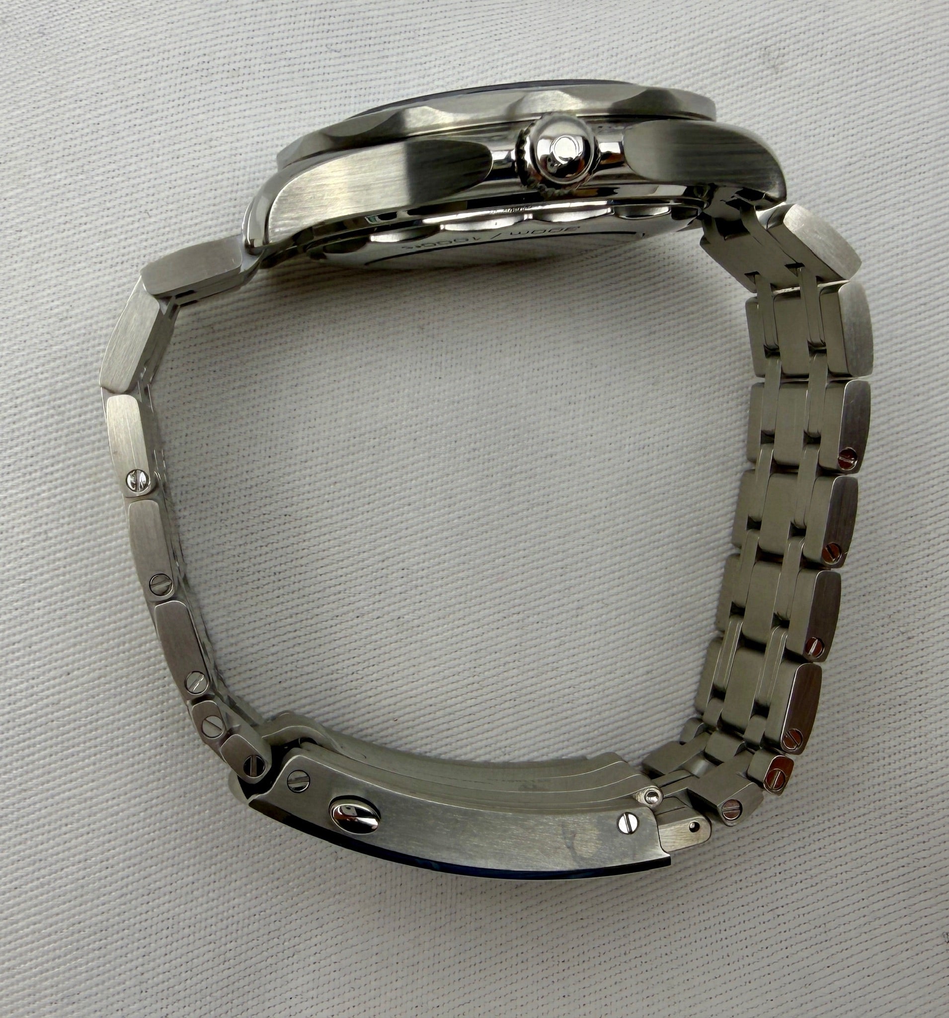 Case #236 — Omega Seamaster Professional 300M Blue  Ref. 210.30.42.20.03.001