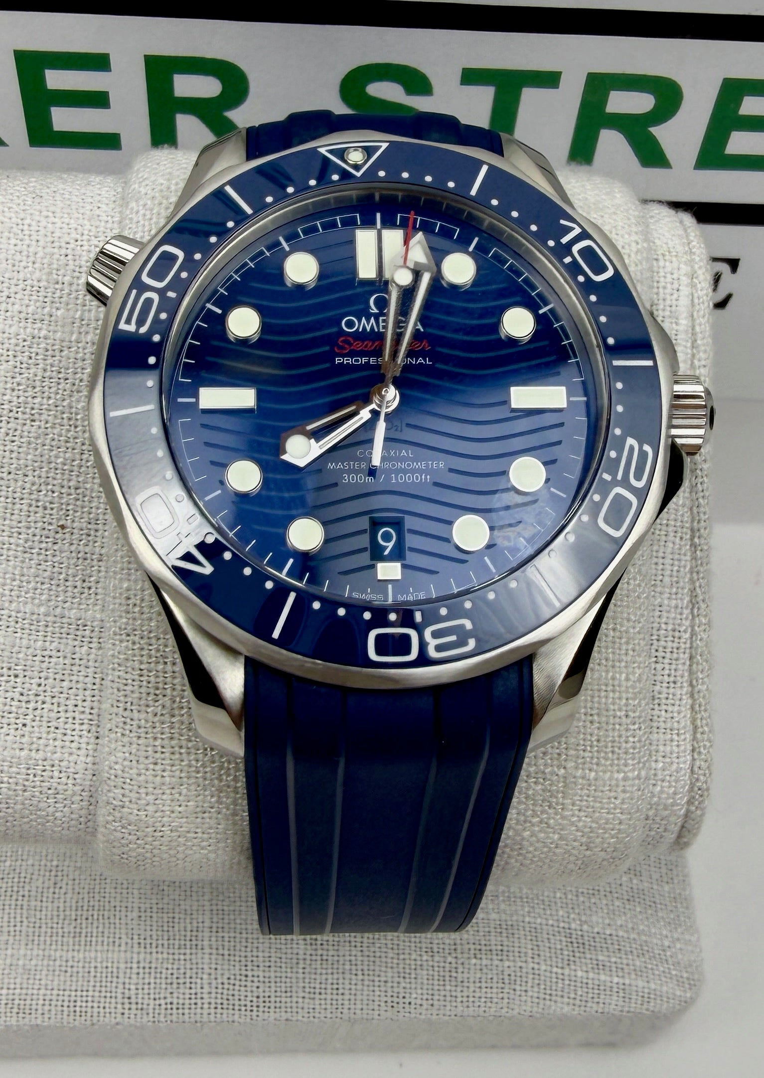 Case #238 — Omega Seamaster Professional 300M Blue  Ref. 210.32.42.20.03.001