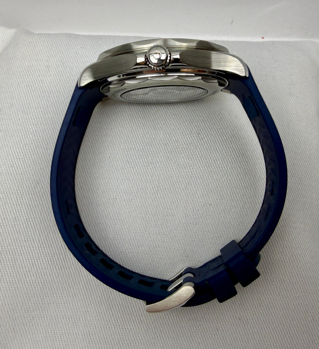 Case #238 — Omega Seamaster Professional 300M Blue  Ref. 210.32.42.20.03.001