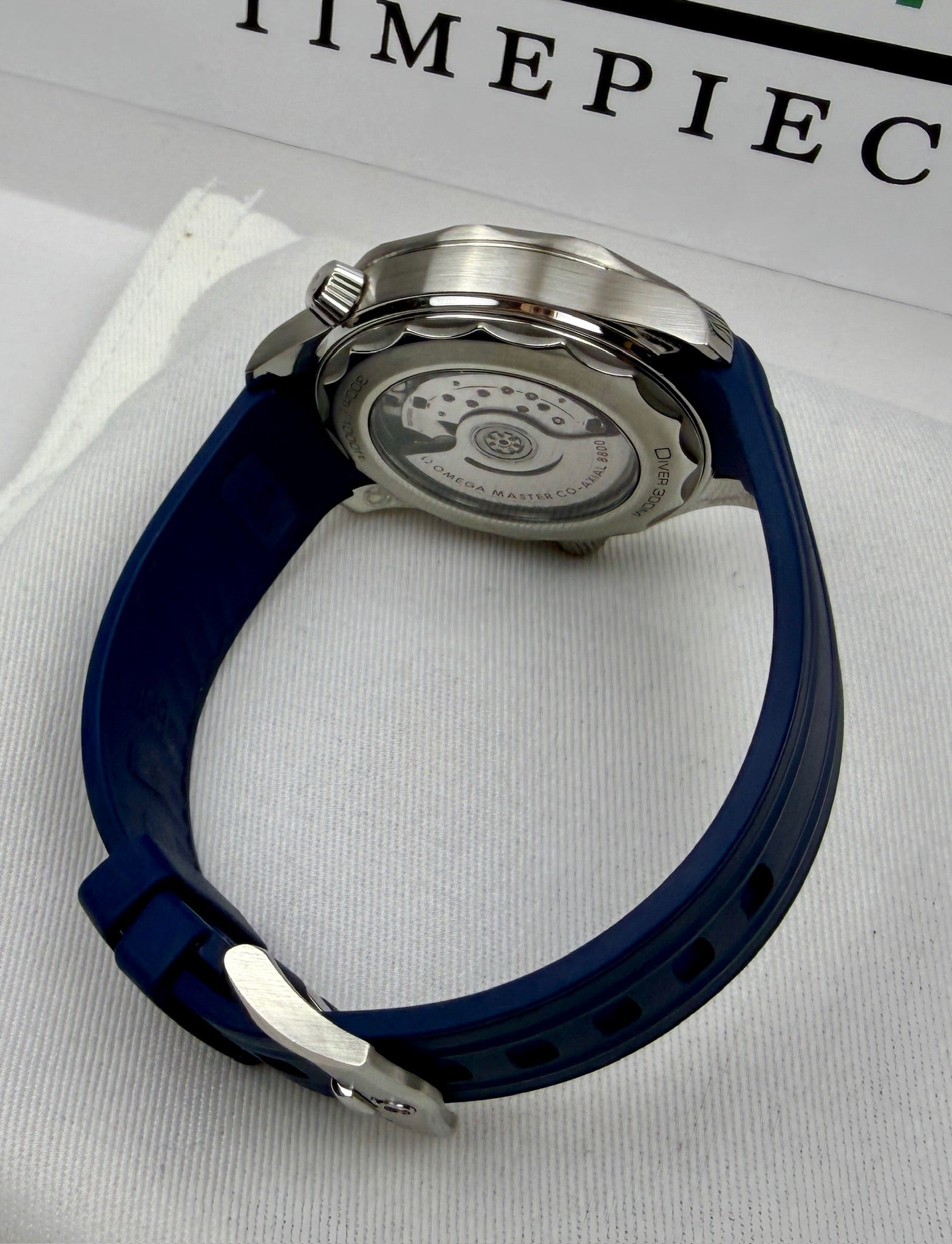 Case #238 — Omega Seamaster Professional 300M Blue  Ref. 210.32.42.20.03.001