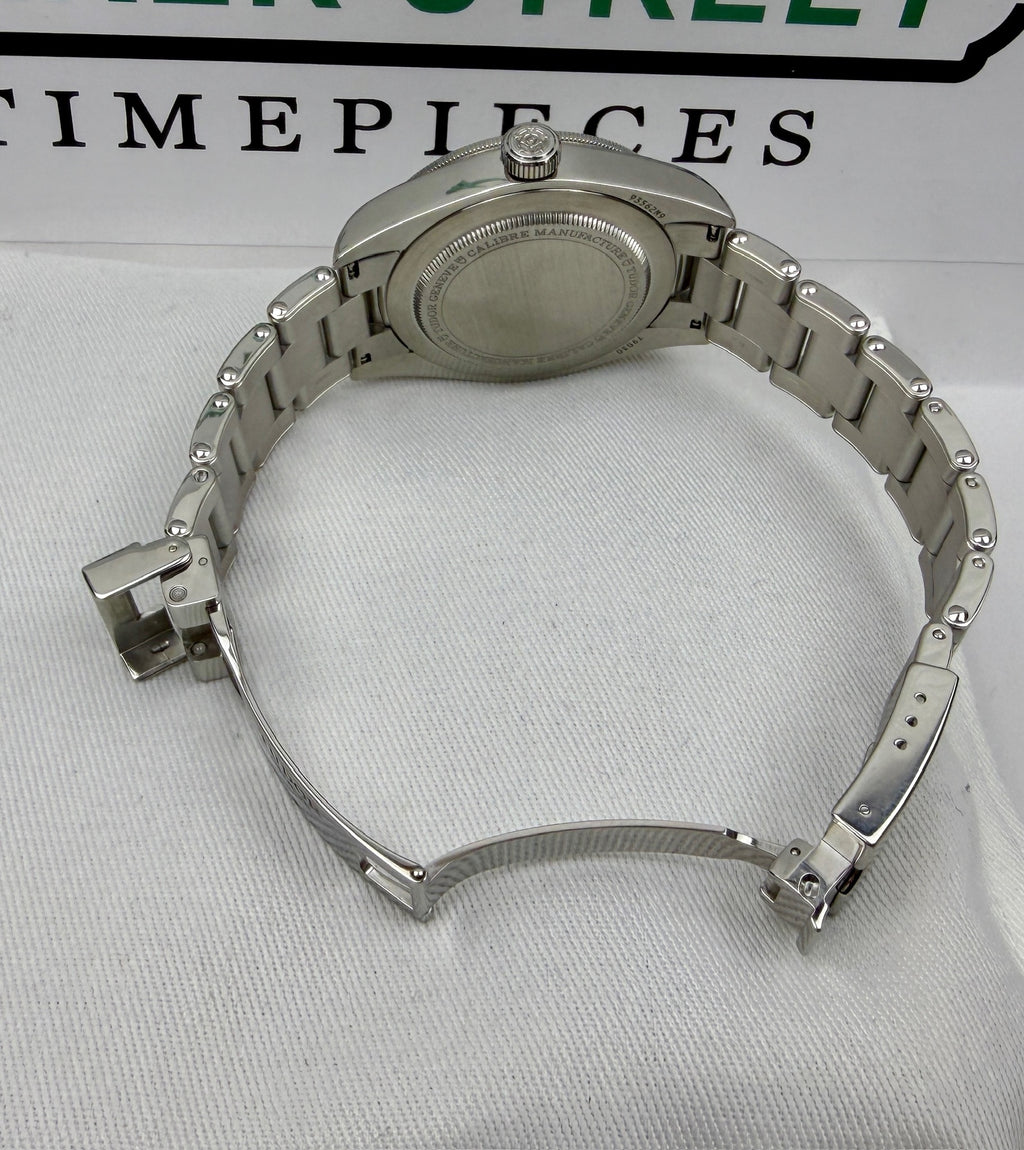 Case #241 — Tudor Black Bay Fifty-Eight  Ref. 79030N-001