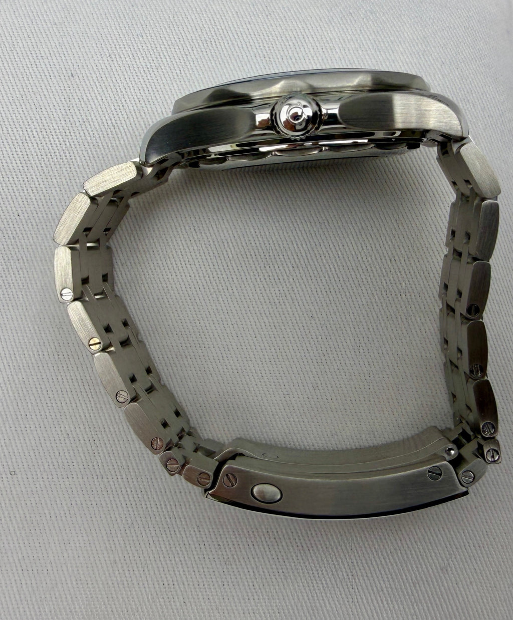 Case #237 — Omega Seamaster Professional Blue/Grey  Ref. 210.30.42.20.06.001