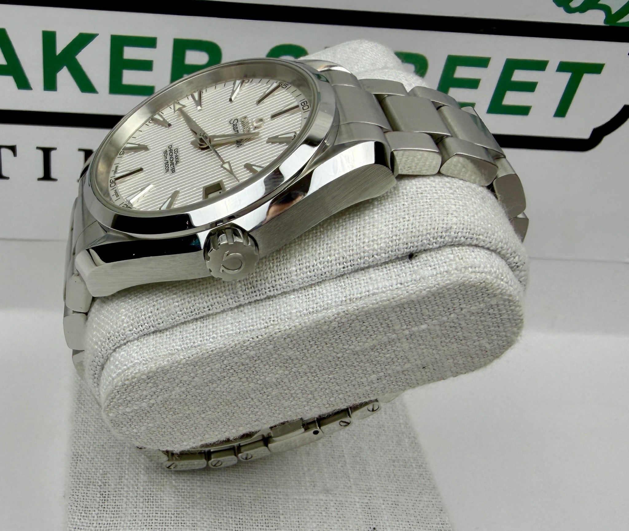 Case #275 — Omega Seamaster Aqua Terra 38.5mm White Dial  Ref. 231.10.39.21.02.001