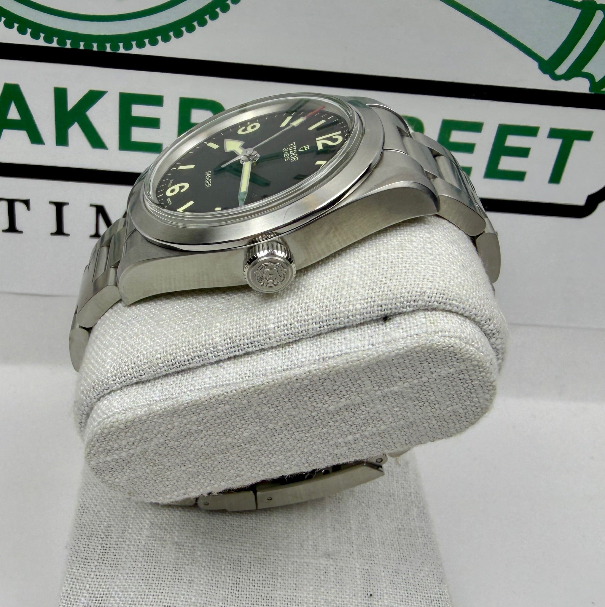 Case #277 — Tudor Ranger  Ref. 79950
