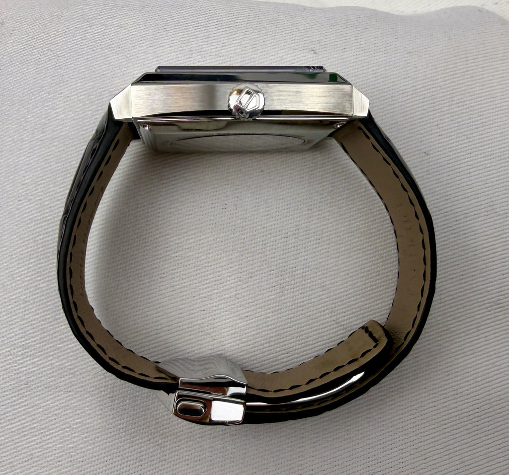 Case #278 — TAG Heuer Monaco Mother-of-Pearl Diamond Dial  Ref. WW2113.FC6215
