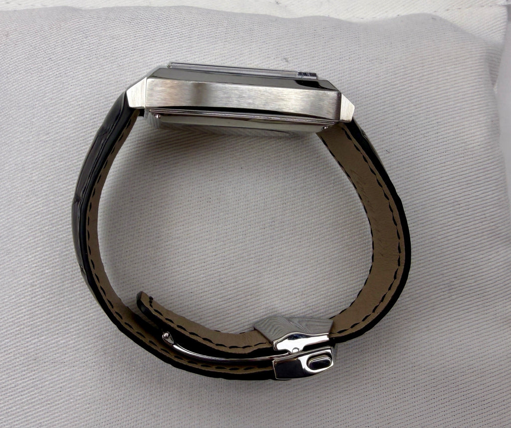 Case #278 — TAG Heuer Monaco Mother-of-Pearl Diamond Dial  Ref. WW2113.FC6215