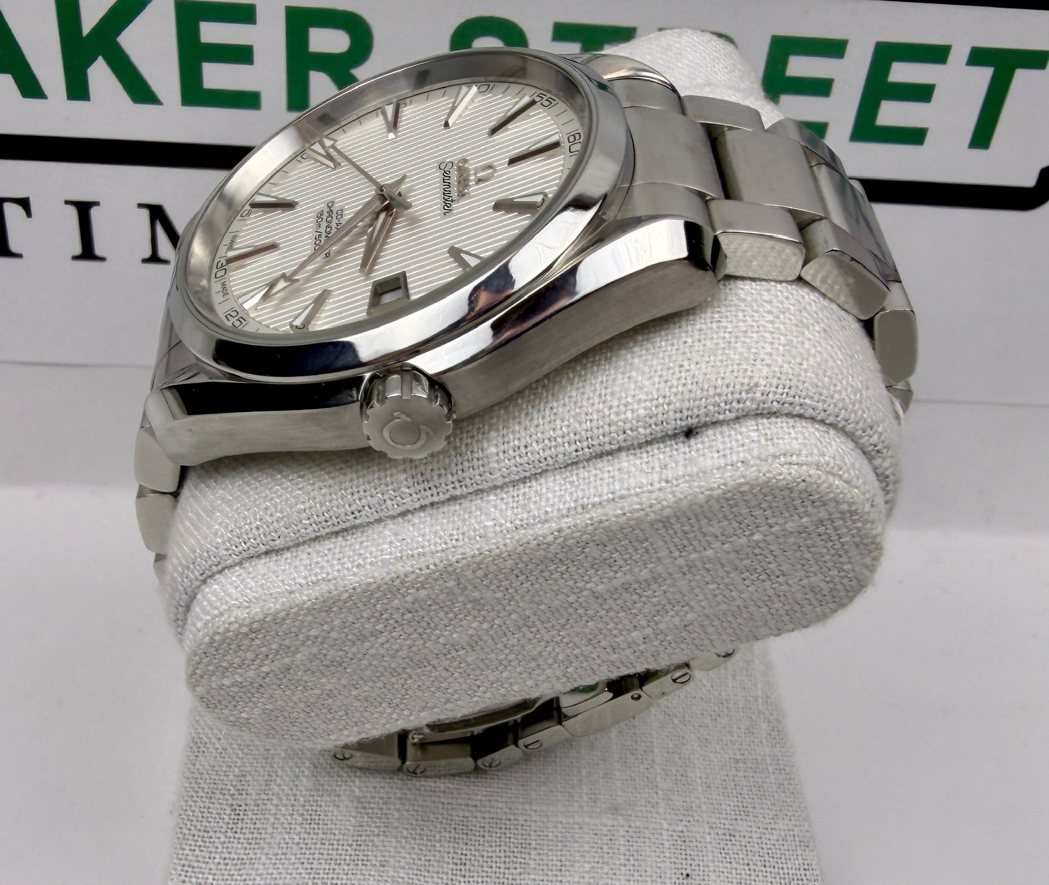 Case #279 — Omega Seamaster Aqua Terra 41.5mm White Dial  Ref. 231.10.42.21.02.001