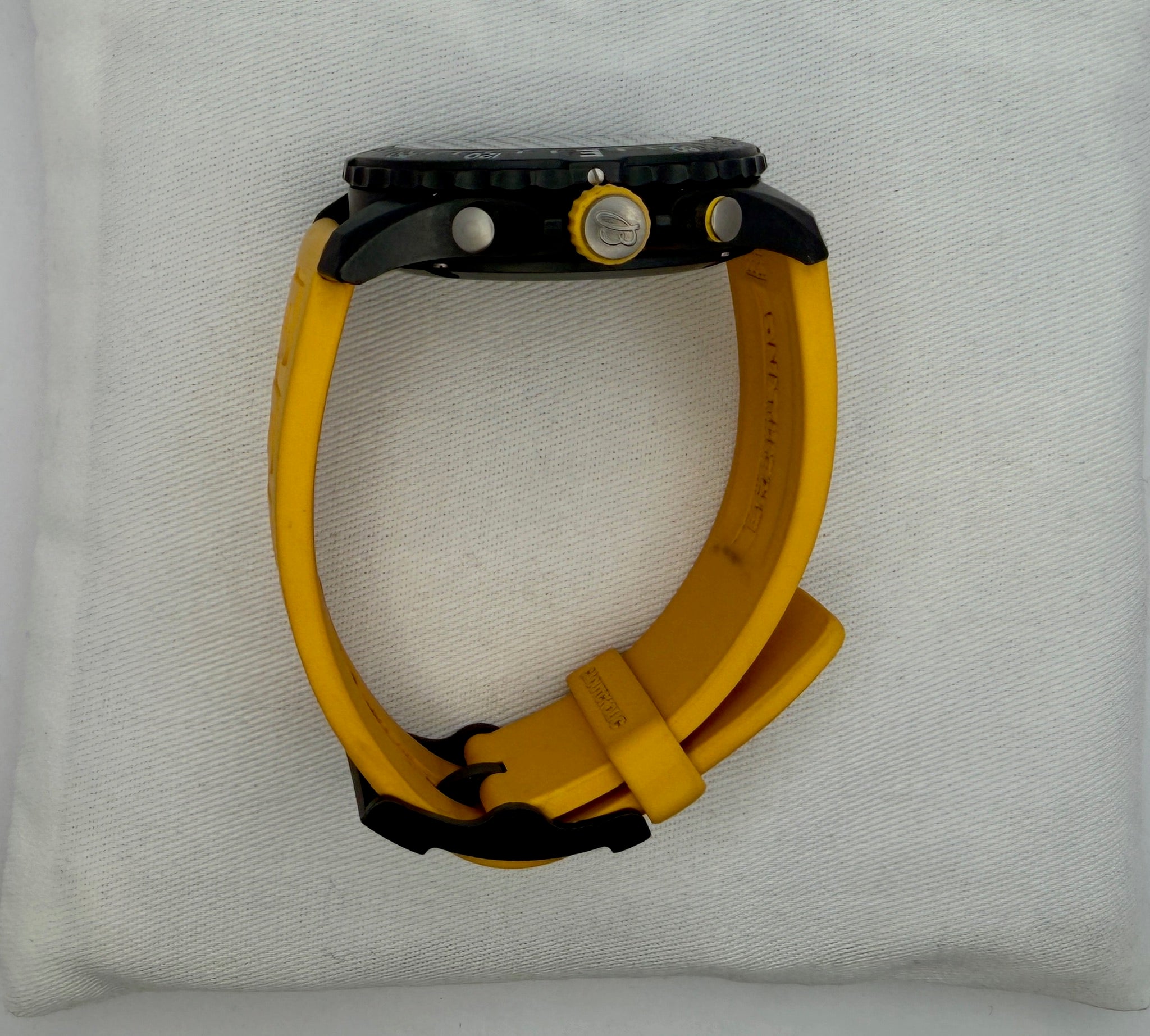 Case #173 — Breitling Endurance Pro 44mm  Ref. X82310A41B1S1