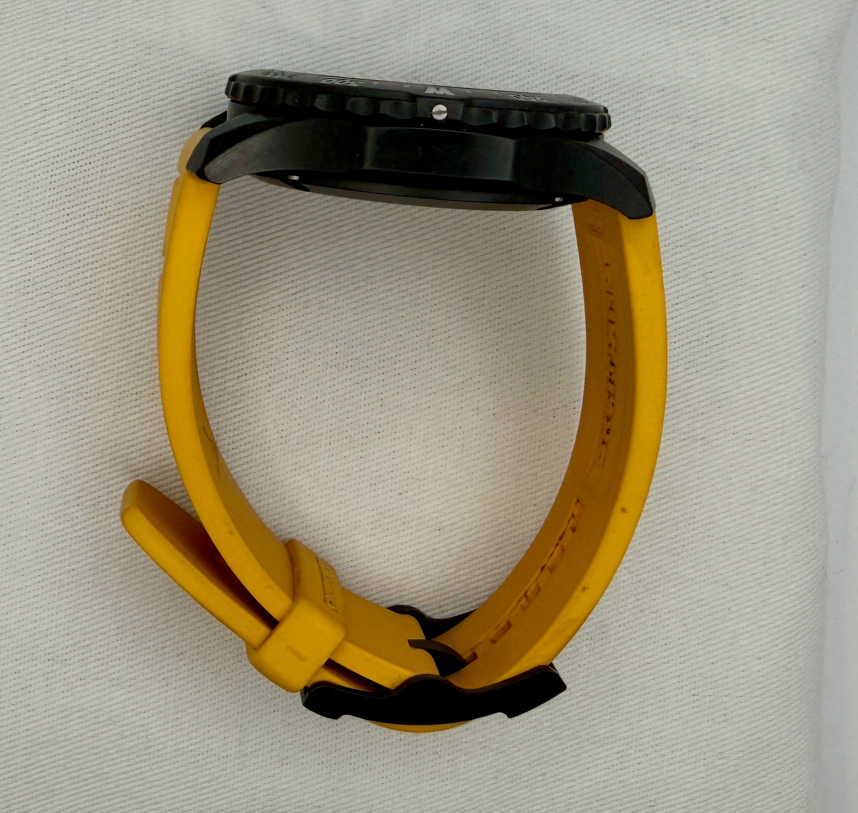 Case #173 — Breitling Endurance Pro 44mm  Ref. X82310A41B1S1