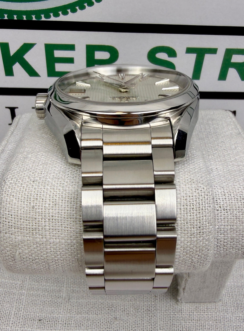 Case #287 — Omega Seamaster Aqua Terra 38.5mm White Dial  Ref. 231.10.39.21.02.001