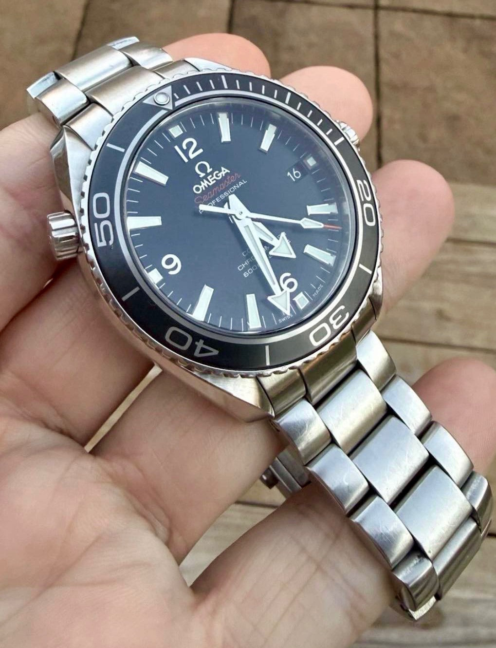 Case #263 — Omega Seamaster Planet Ocean 42mm Black  Ref. 232.30.42.21.01.001