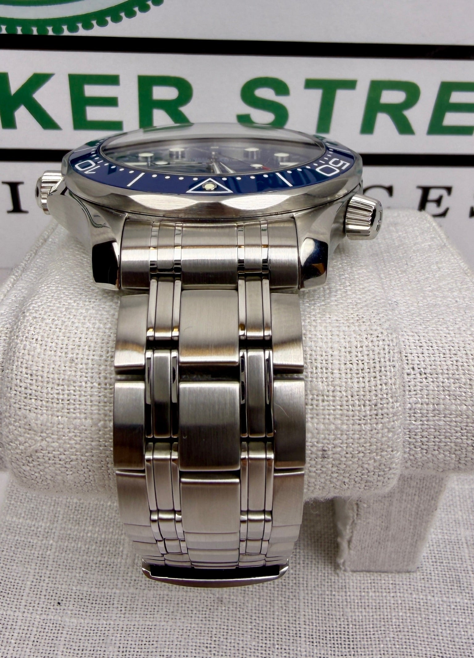 Case #298 — Omega Seamaster Diver 300M Blue  Ref. 210.30.42.20.03.001