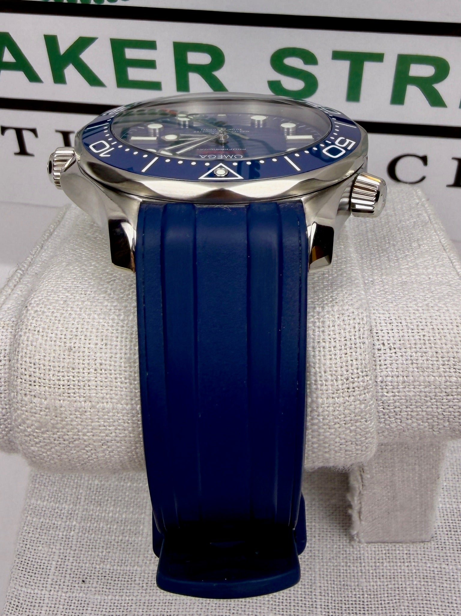 Case #299 — Omega Seamaster Diver 300M Blue on Rubber  Ref. 210.32.42.20.03.001