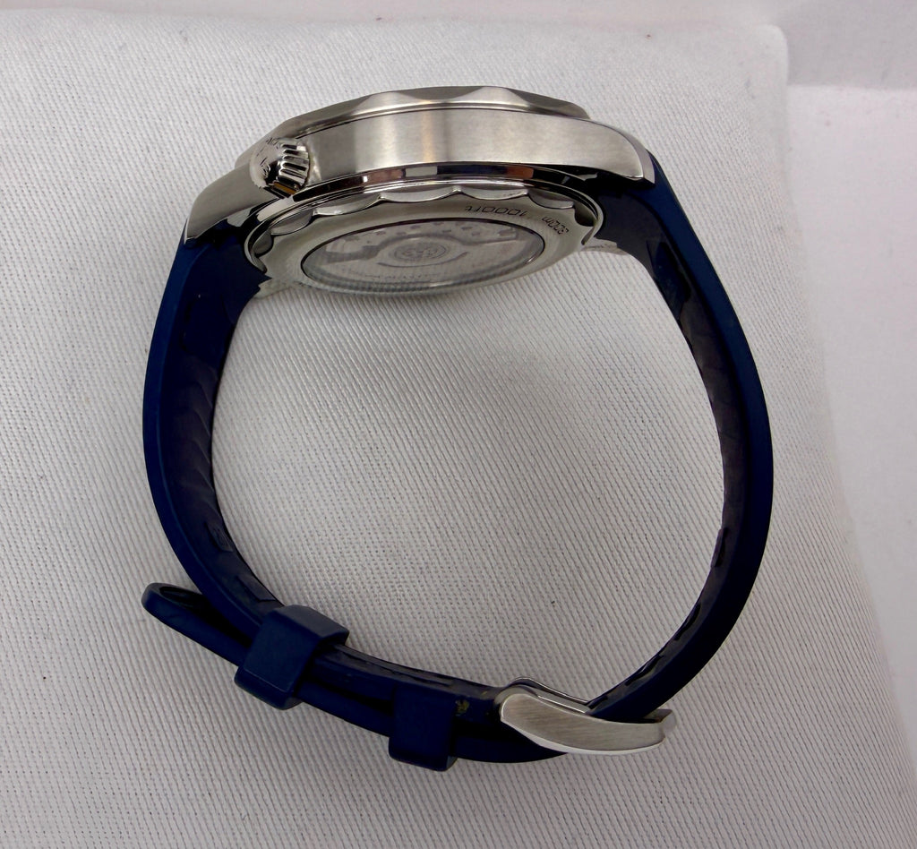 Case #299 — Omega Seamaster Diver 300M Blue on Rubber  Ref. 210.32.42.20.03.001