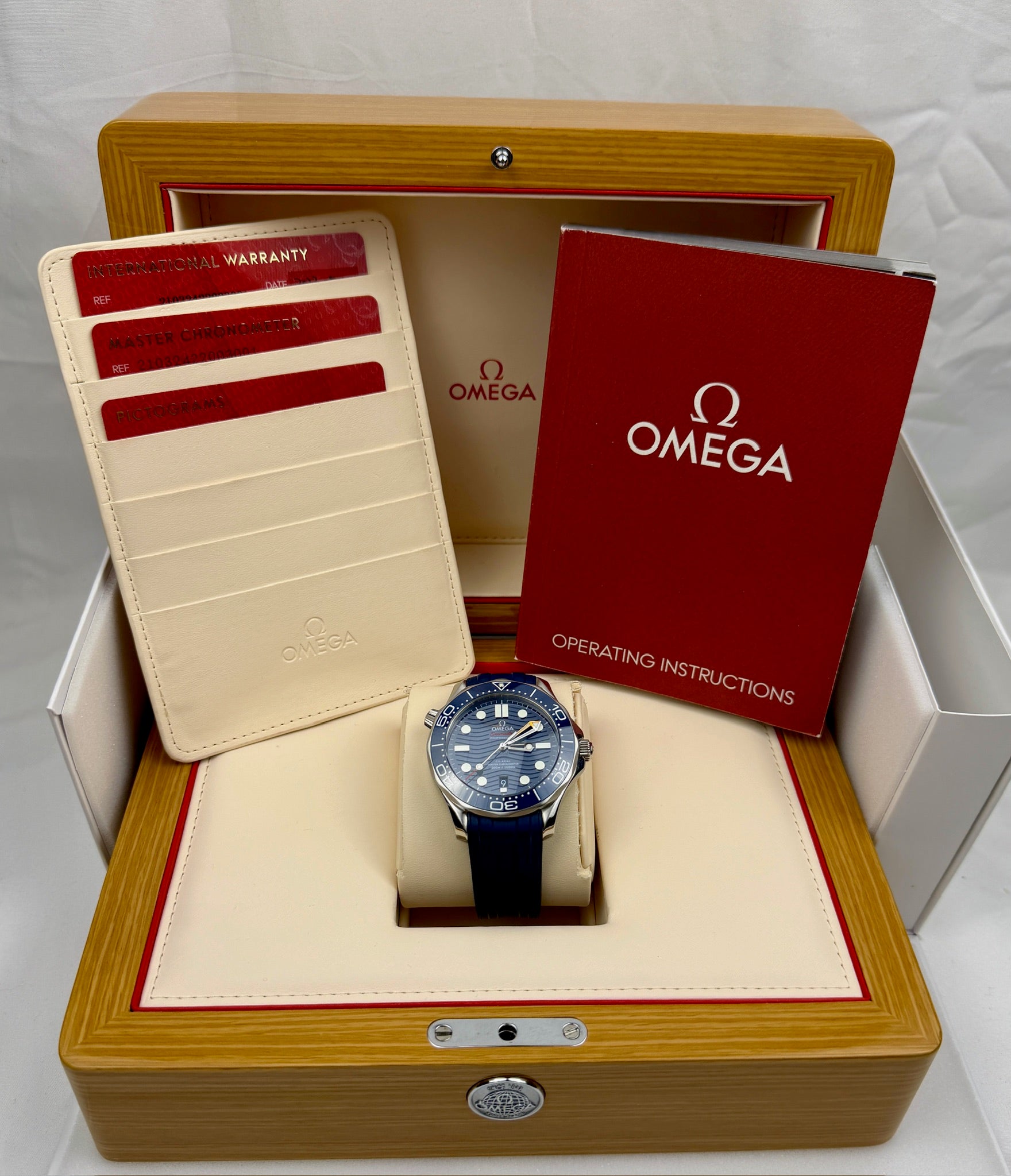 Case #299 — Omega Seamaster Diver 300M Blue on Rubber  Ref. 210.32.42.20.03.001