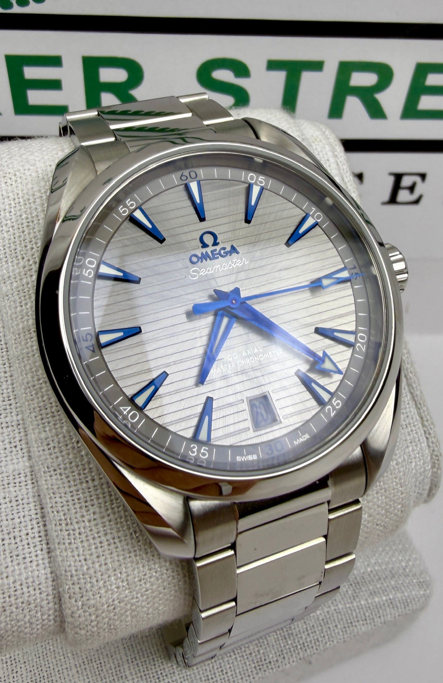Case #300 — Omega Seamaster Aqua Terra 41mm Grey Dial  Ref. 220.10.41.21.06.001