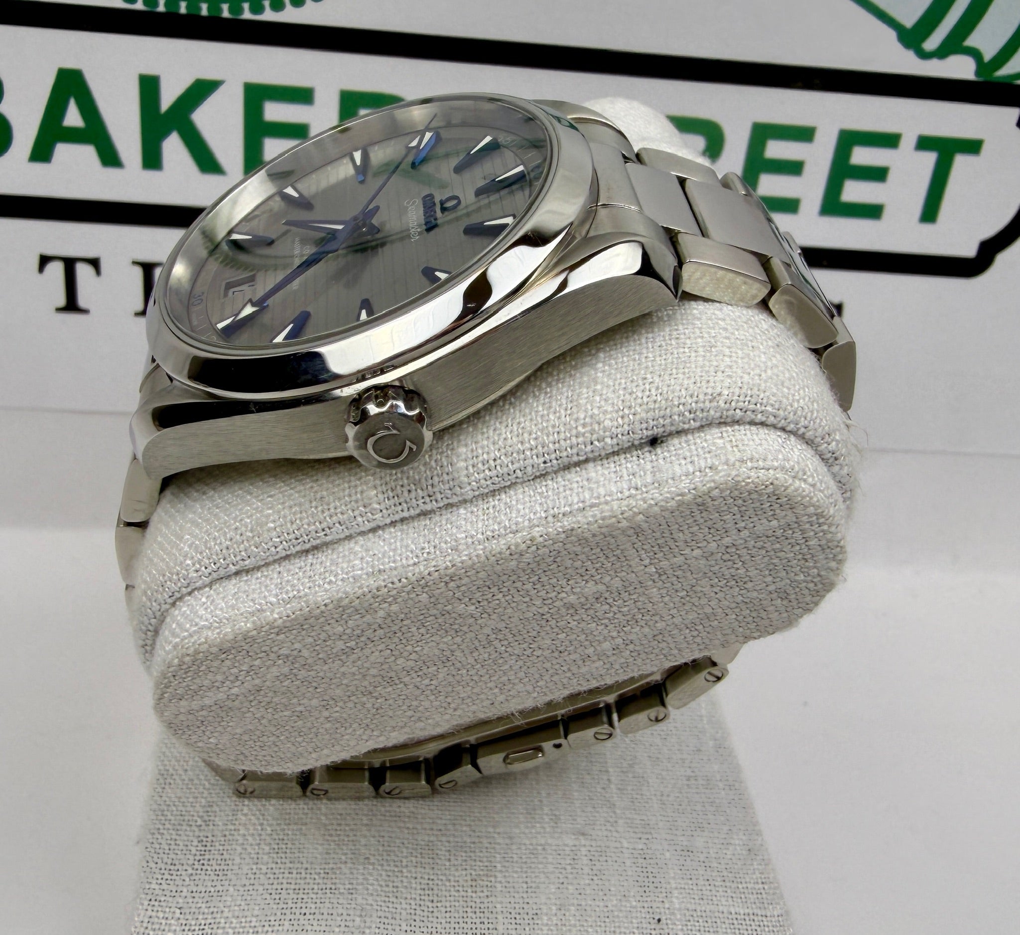 Case #300 — Omega Seamaster Aqua Terra 41mm Grey Dial  Ref. 220.10.41.21.06.001