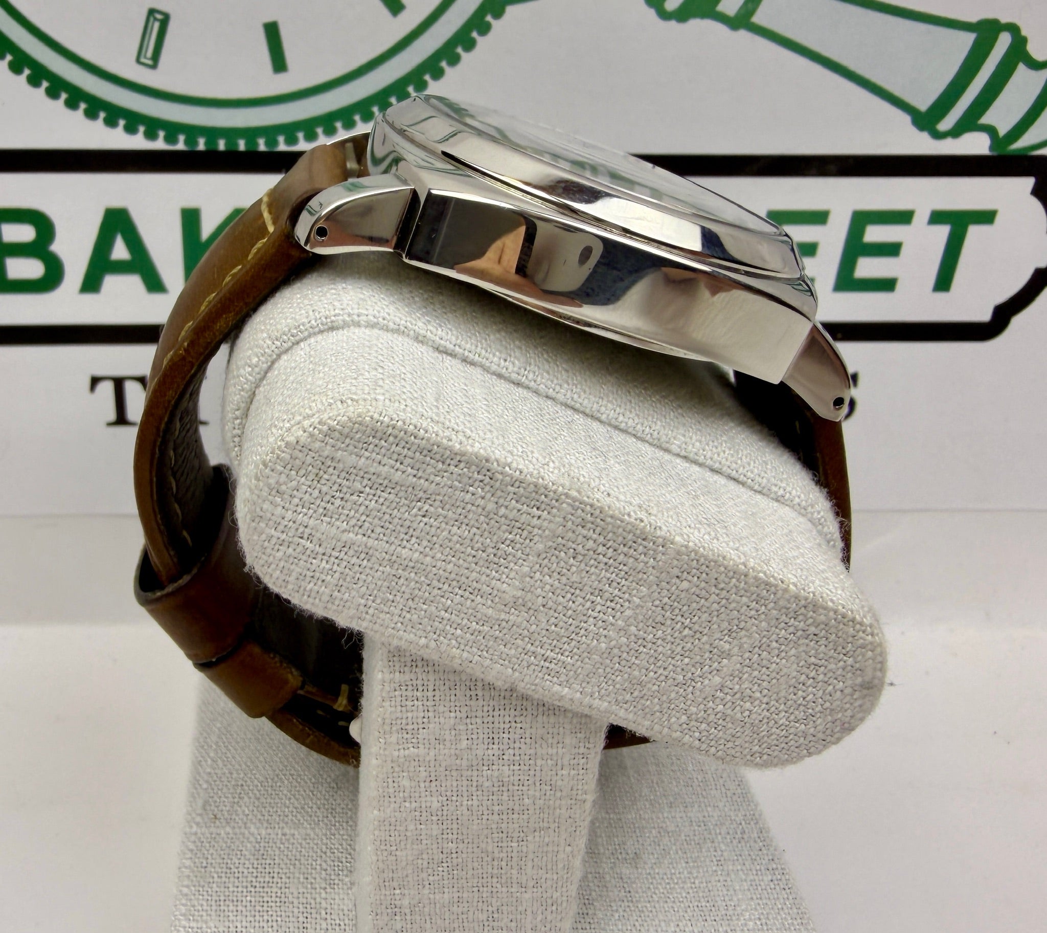 Case #304 — Panerai Luminor Marina Logo White Dial  Ref. PAM00778