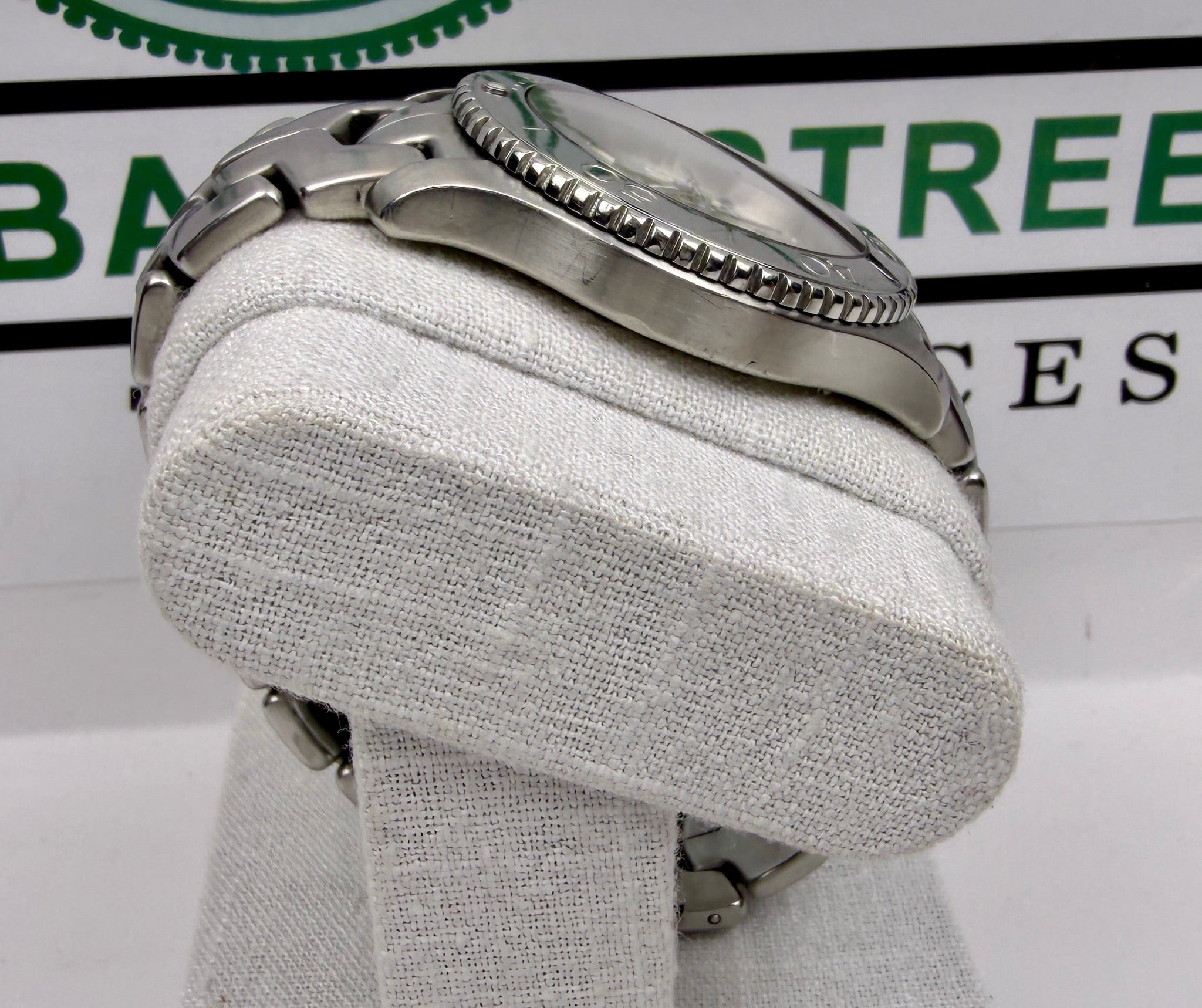 Case #306 — TAG Heuer Link Quartz Silver Dial  Ref. WJ1111.BA0