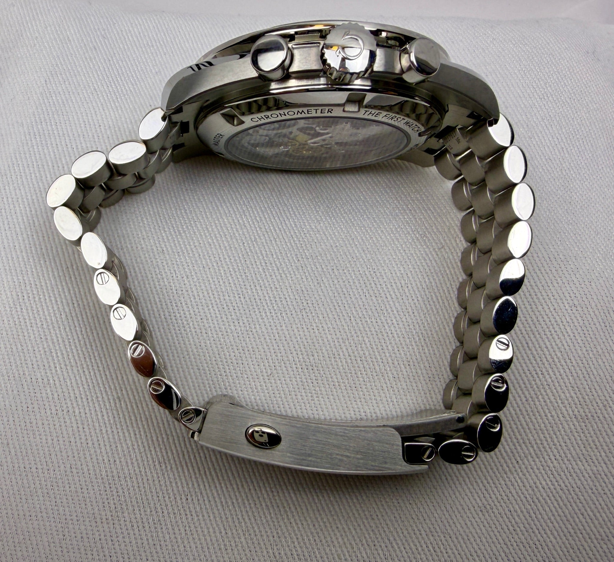 Case #319 — Omega Speedmaster Moonwatch Professional “Reverse Panda”  Ref. 310.30.42.50.01.004