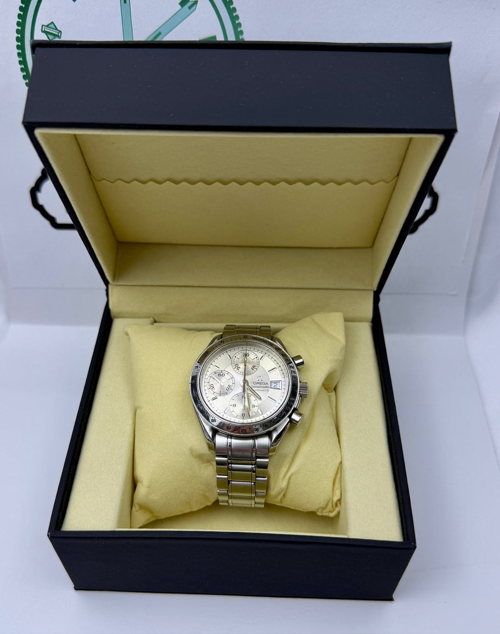 Case #318 — Omega Speedmaster Reduced 39mm Silver Dial  Ref. 3513.30