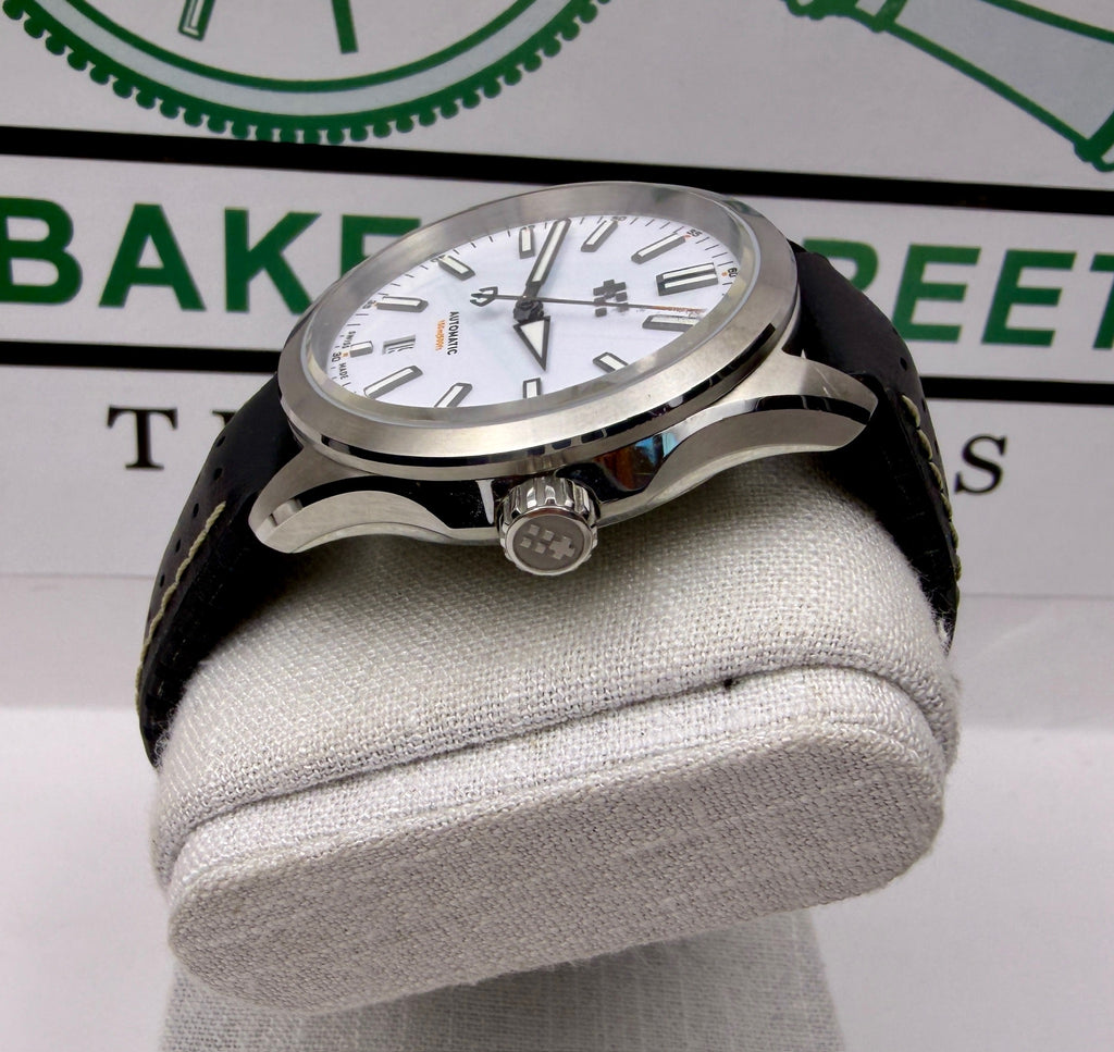 Case #404 — Christopher Ward C63 Sealander Automatic White  Ref. C63-39ADA3-S00W2