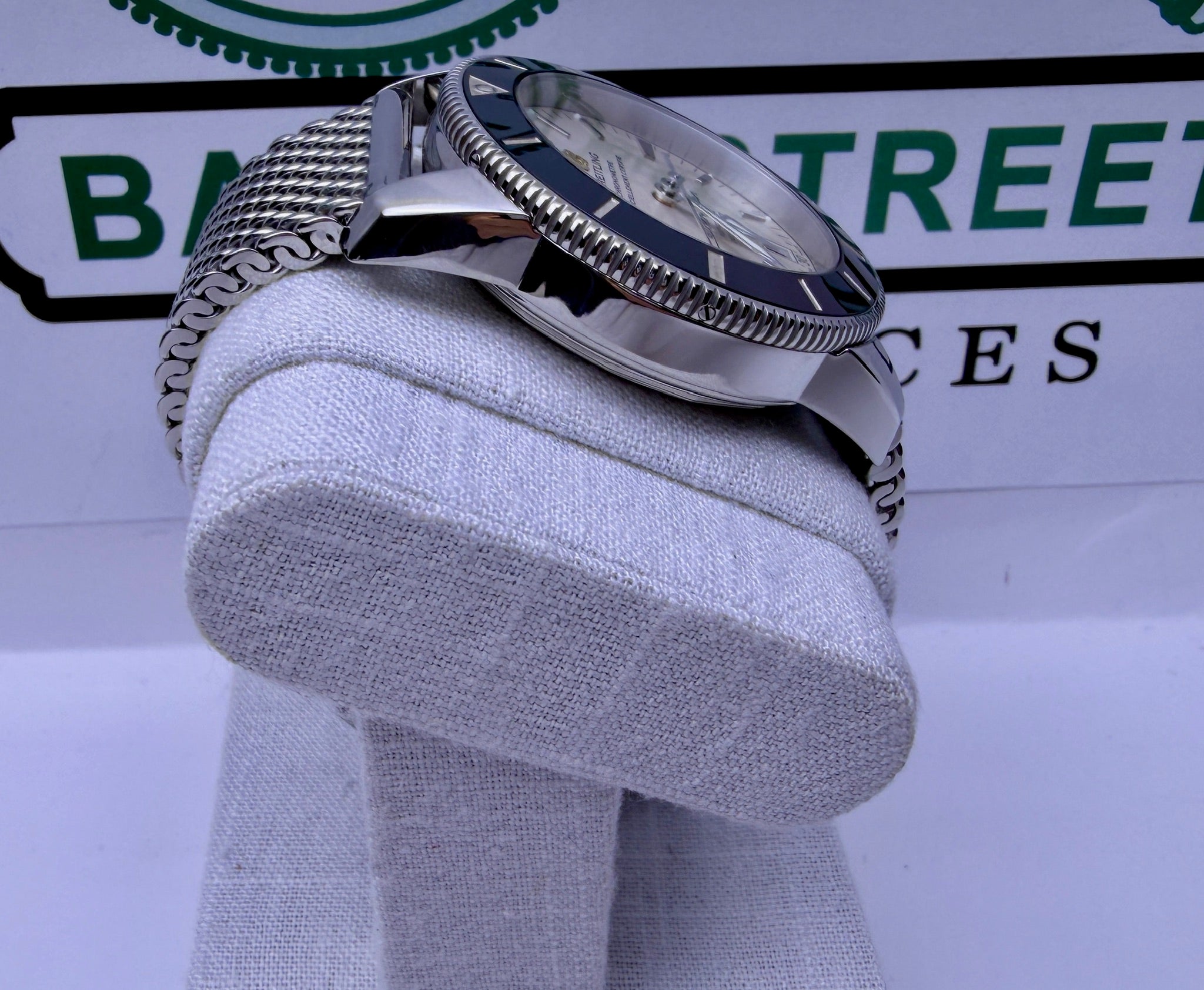 Case #351 — Breitling Superocean Heritage II White Ref. AB2010