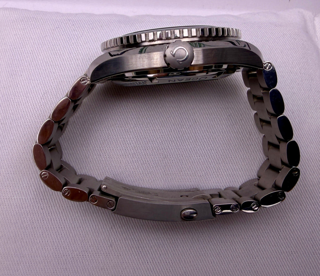 Case #272 — Omega Seamaster Planet Ocean Blue / Titanium Ref. 232.90.46.21.03.001