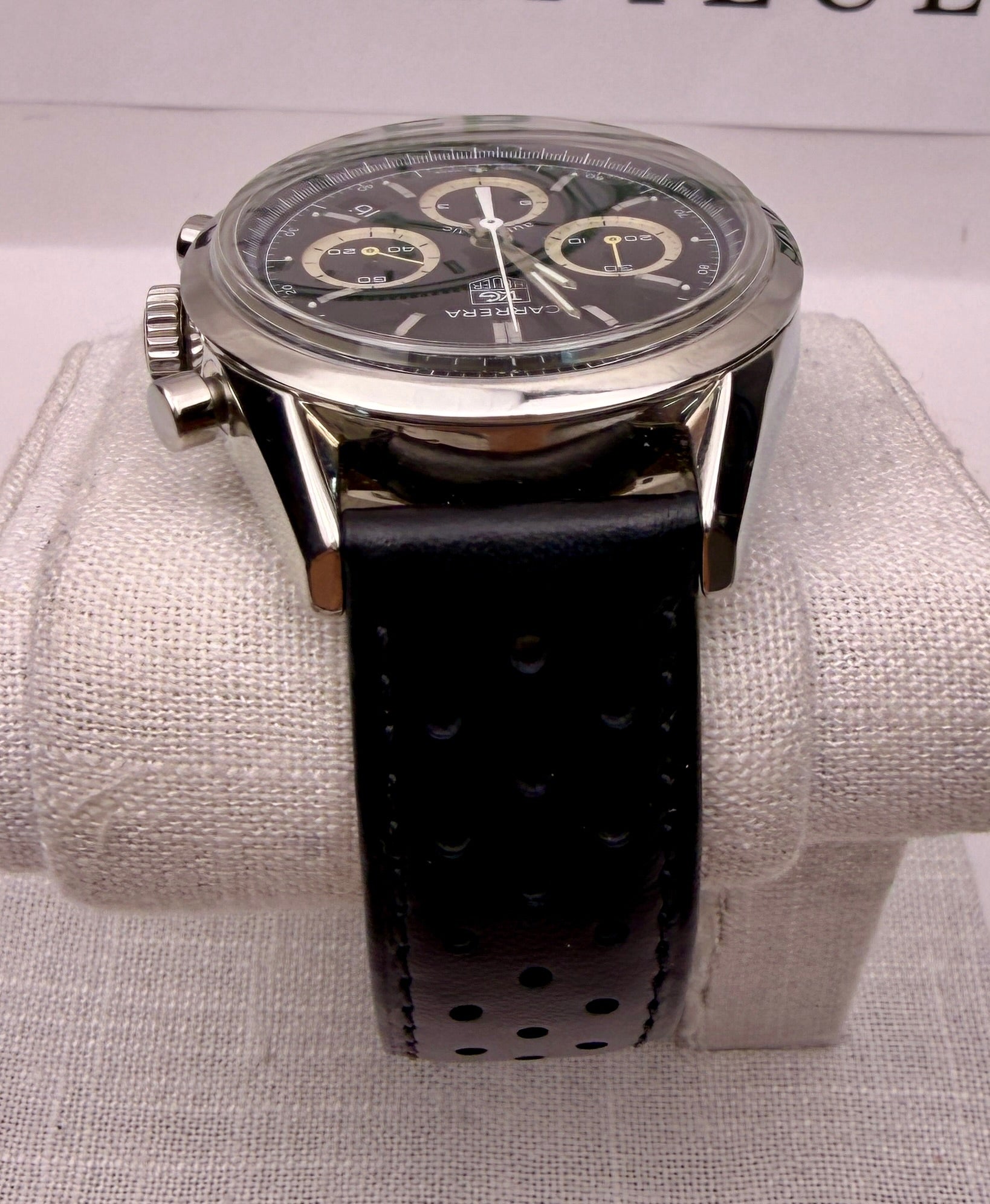 Case #333 — TAG Heuer Carrera Chronograph Black Ref. CV2113