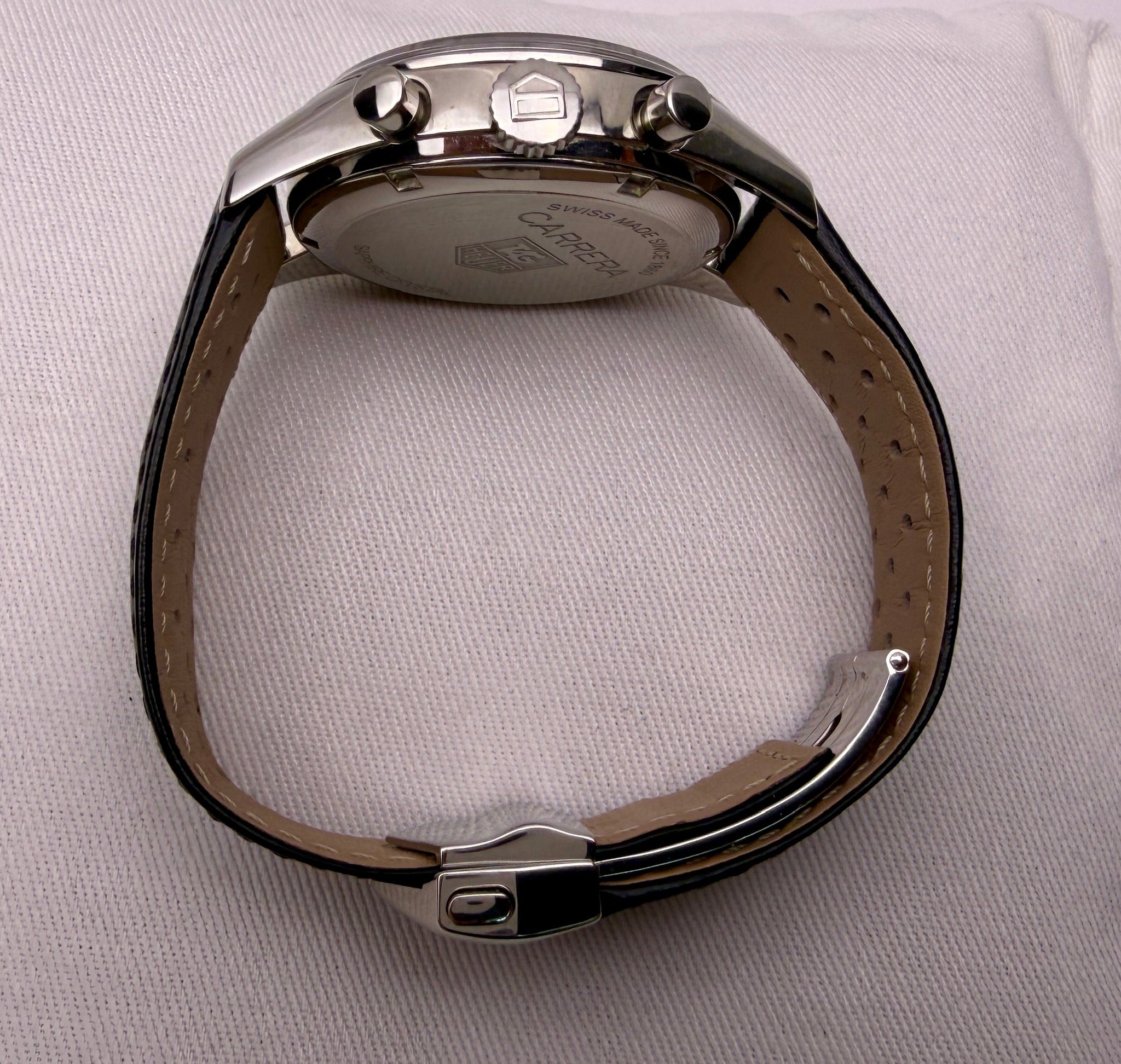 Case #333 — TAG Heuer Carrera Chronograph Black Ref. CV2113