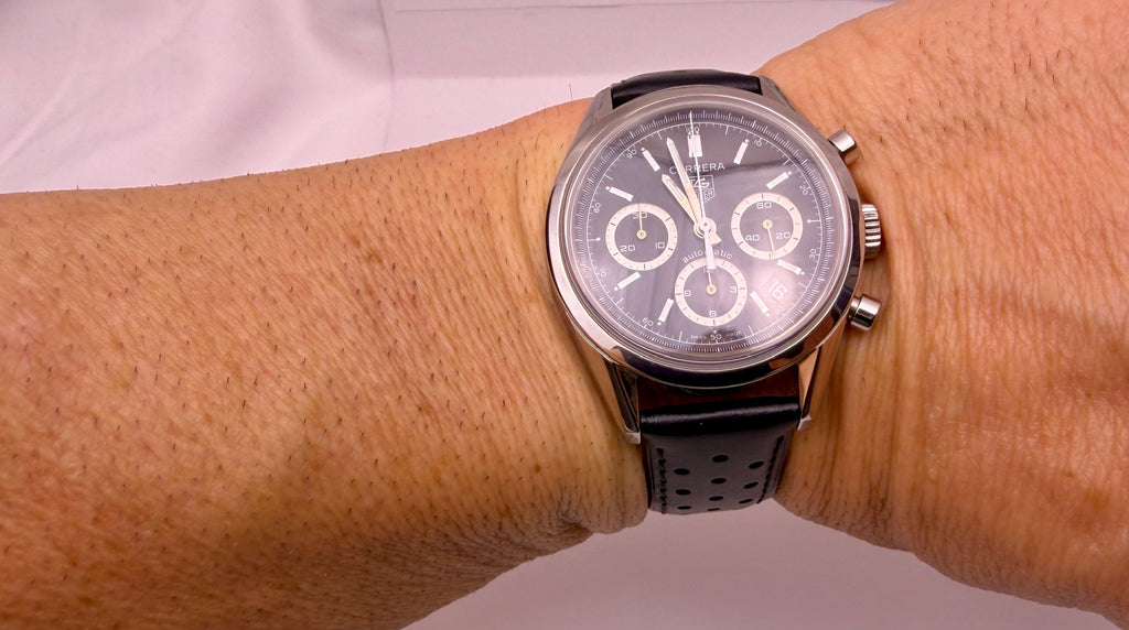 Case #333 — TAG Heuer Carrera Chronograph Black Ref. CV2113