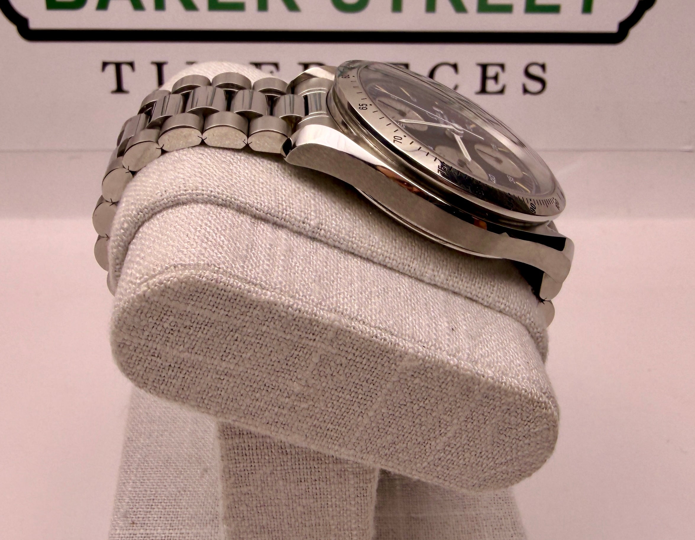 Case #353 — Omega Speedmaster Date 39MM “Reverse Panda” Ref. 3511.50