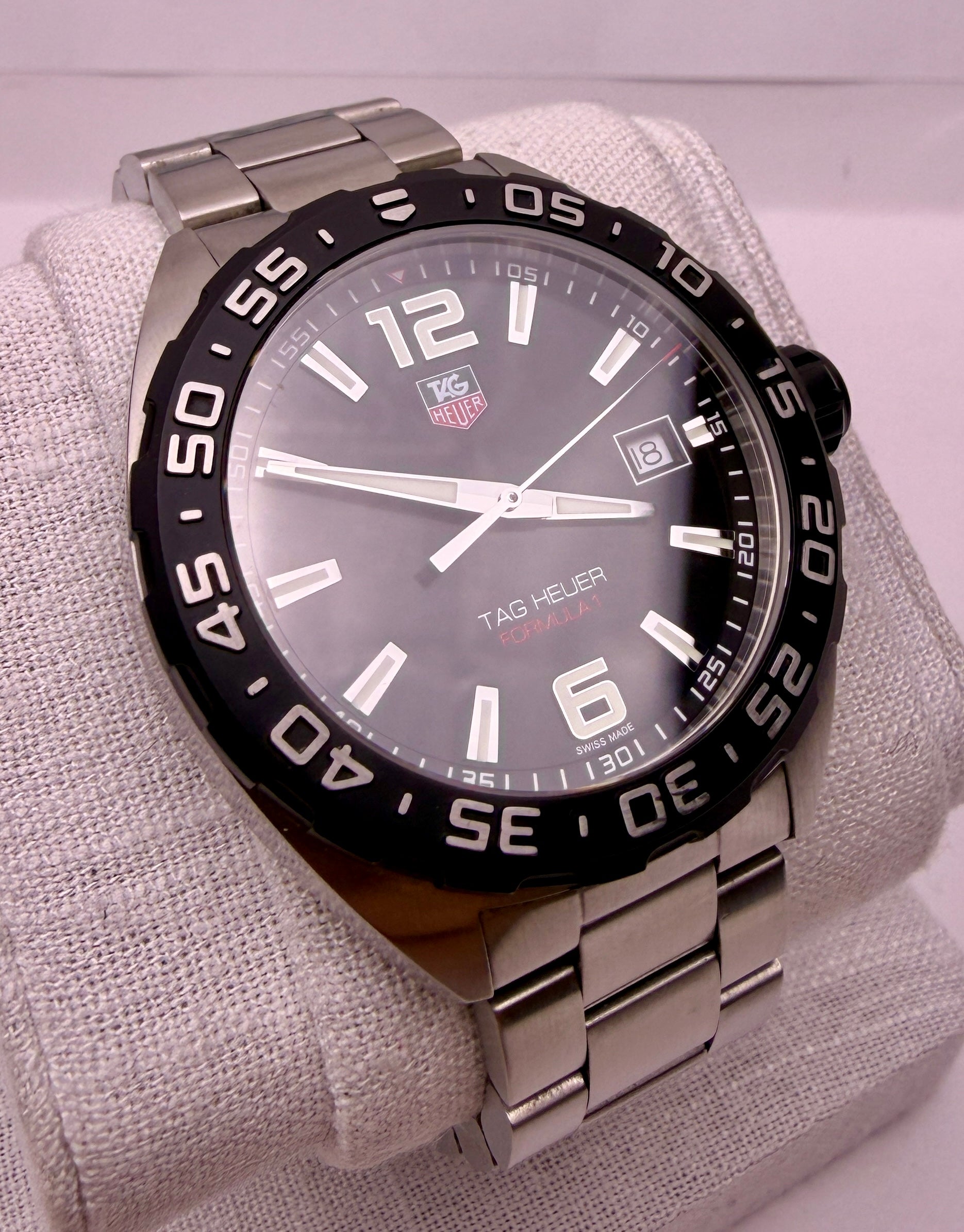 Case #352 — TAG Heuer Formula 1 Quartz Black Ref. WAZ1110
