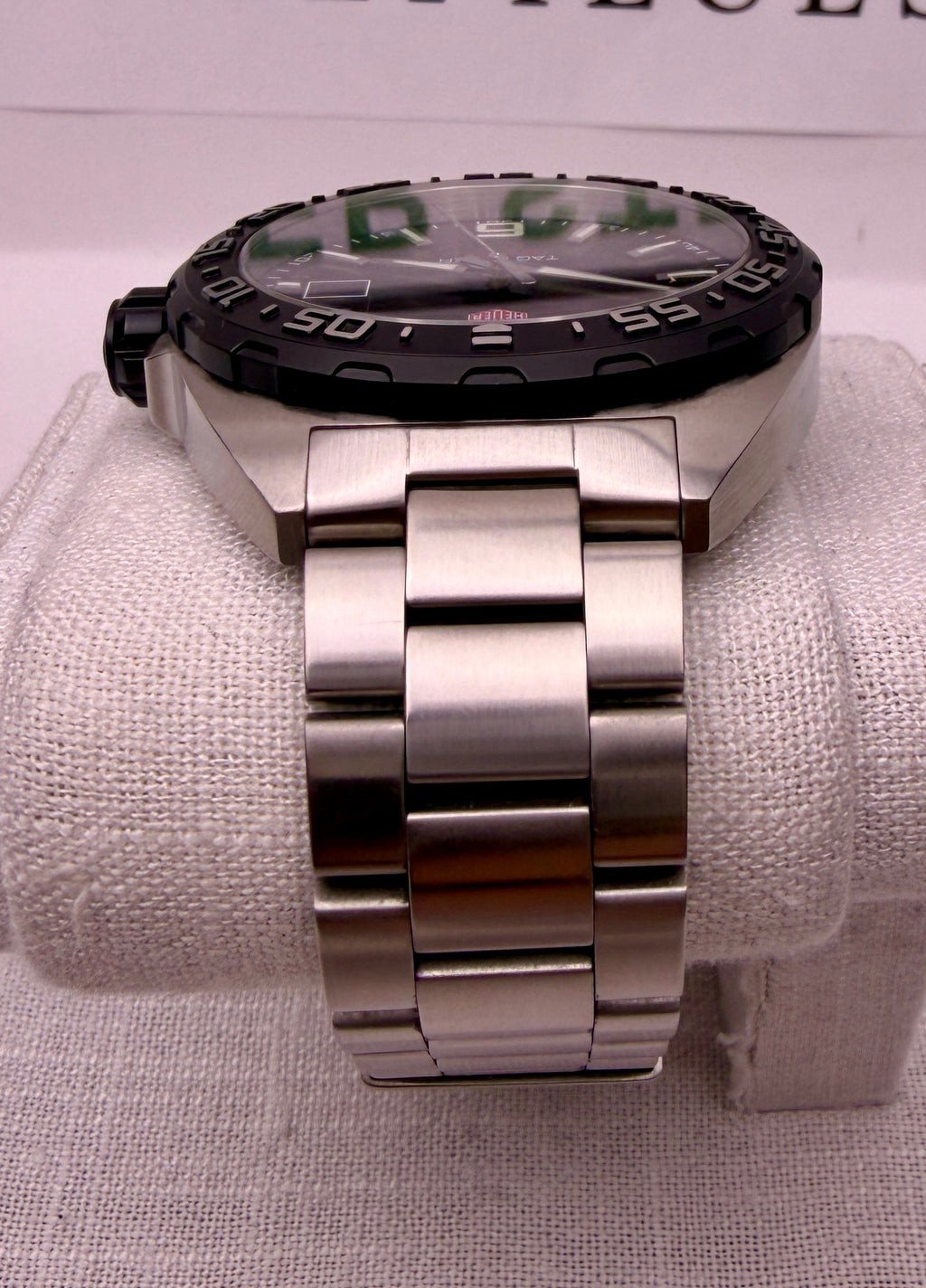 Case #352 — TAG Heuer Formula 1 Quartz Black Ref. WAZ1110