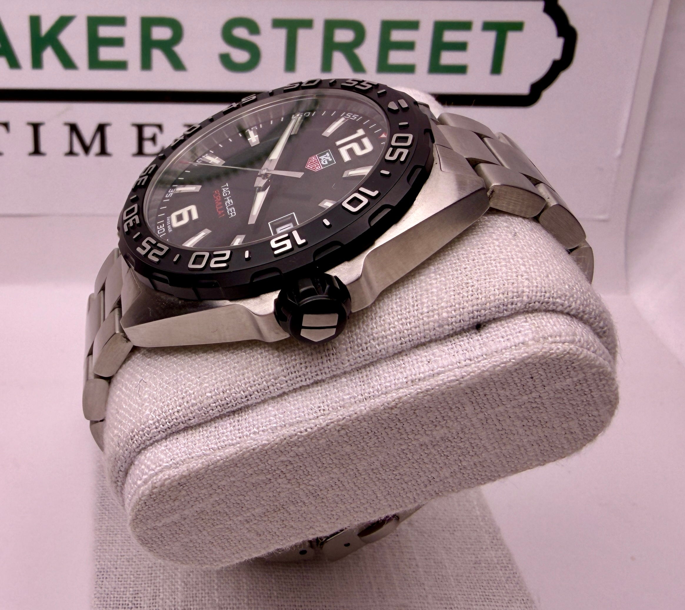 Case #352 — TAG Heuer Formula 1 Quartz Black Ref. WAZ1110
