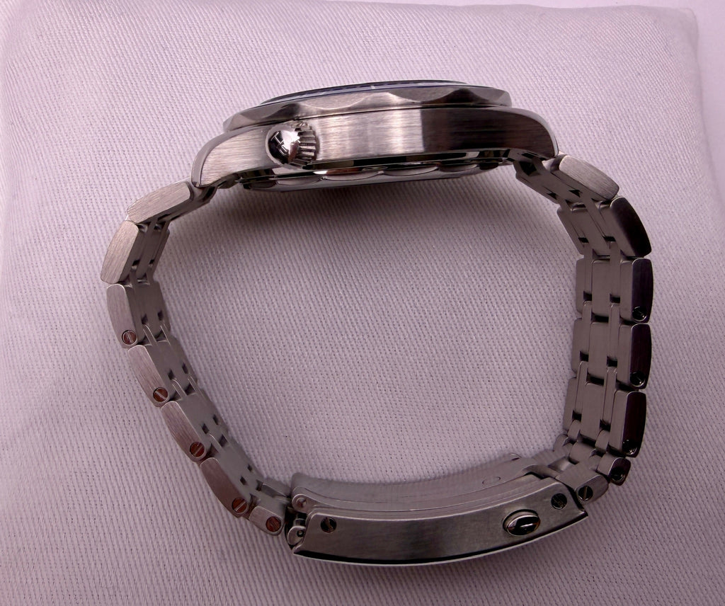 Case #374 — Omega Seamaster Diver 300M Blue on Steel Ref. 210.30.42.20.03.001
