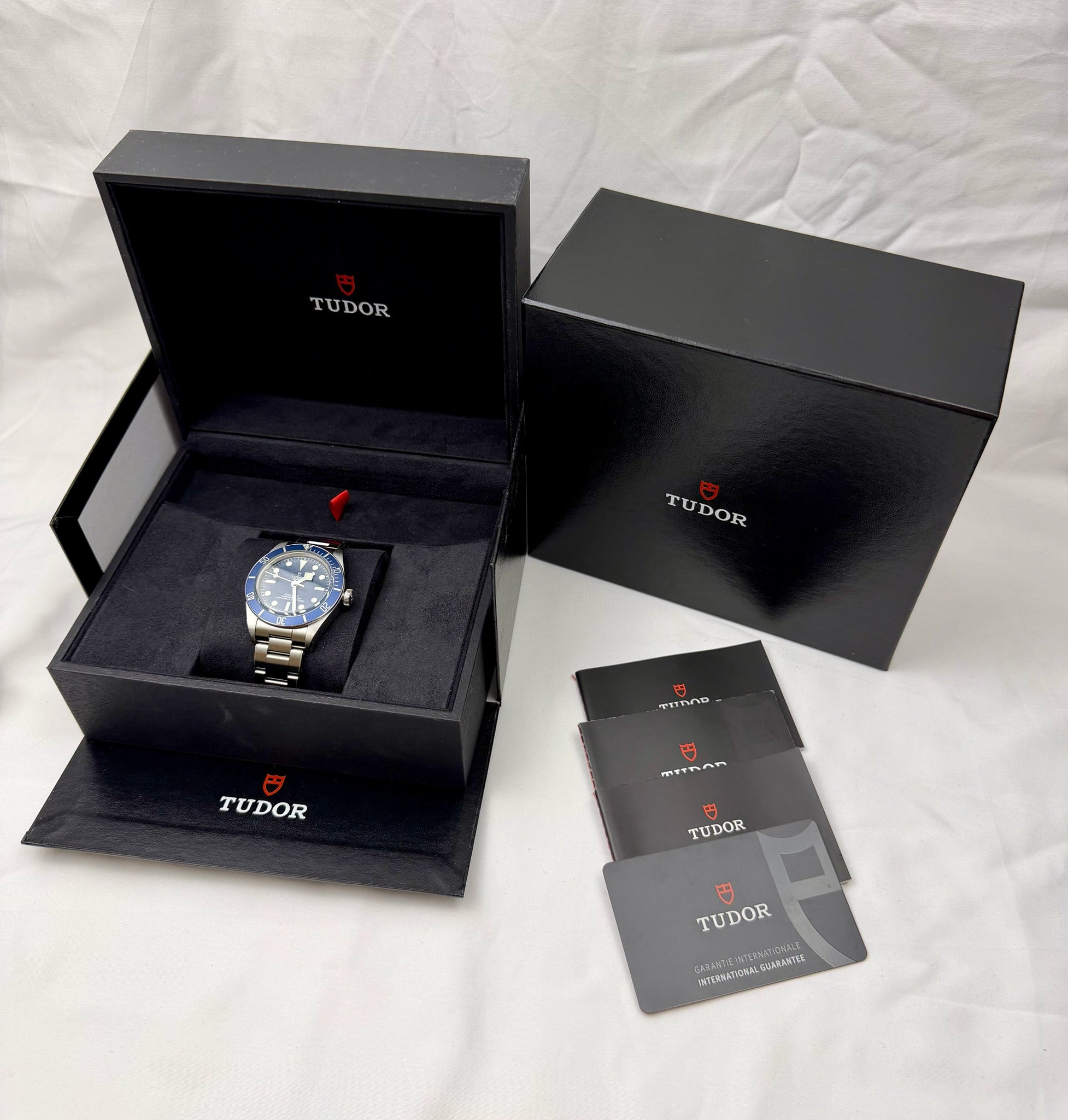 Case #327 — Tudor Black Bay Fifty-Eight Blue  Ref. 79030B