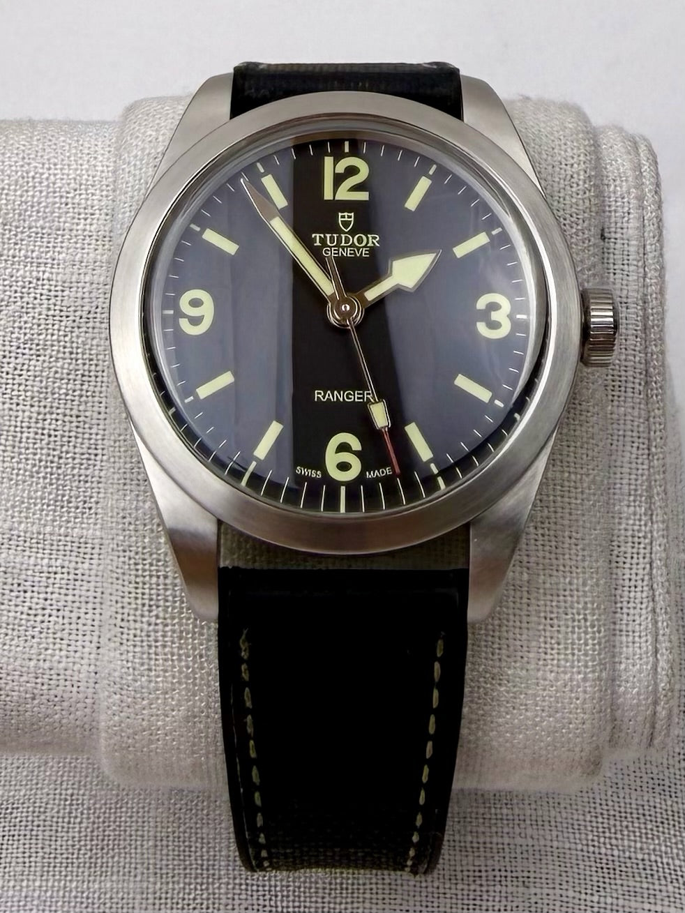 Case #329 — Tudor Ranger on Rubber/Textile  Ref. 79950-0002