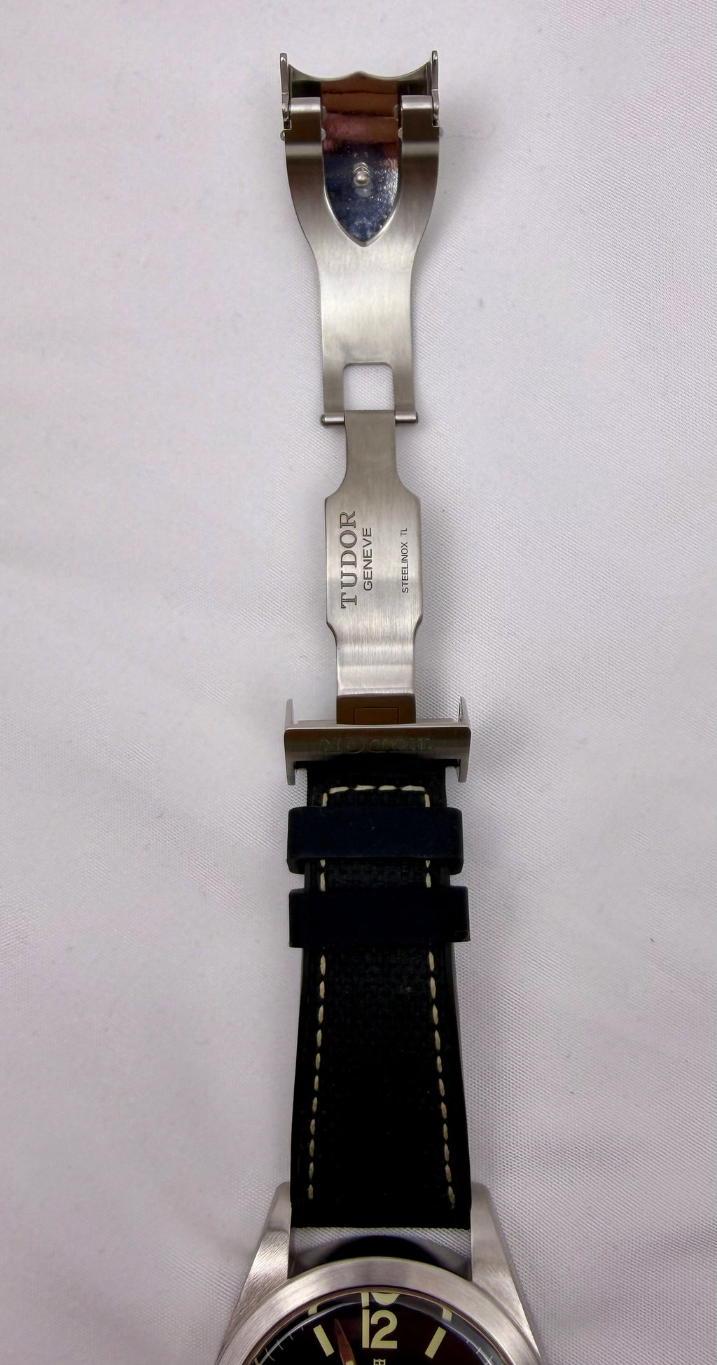 Case #329 — Tudor Ranger on Rubber/Textile  Ref. 79950-0002